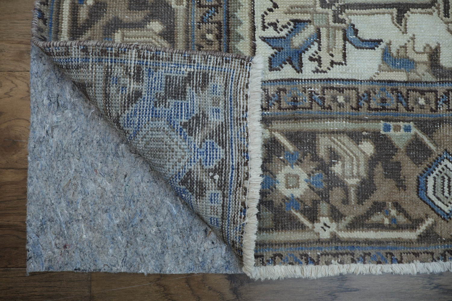 Vintage Geometric Muted Heriz Persian Area Rug 8x11