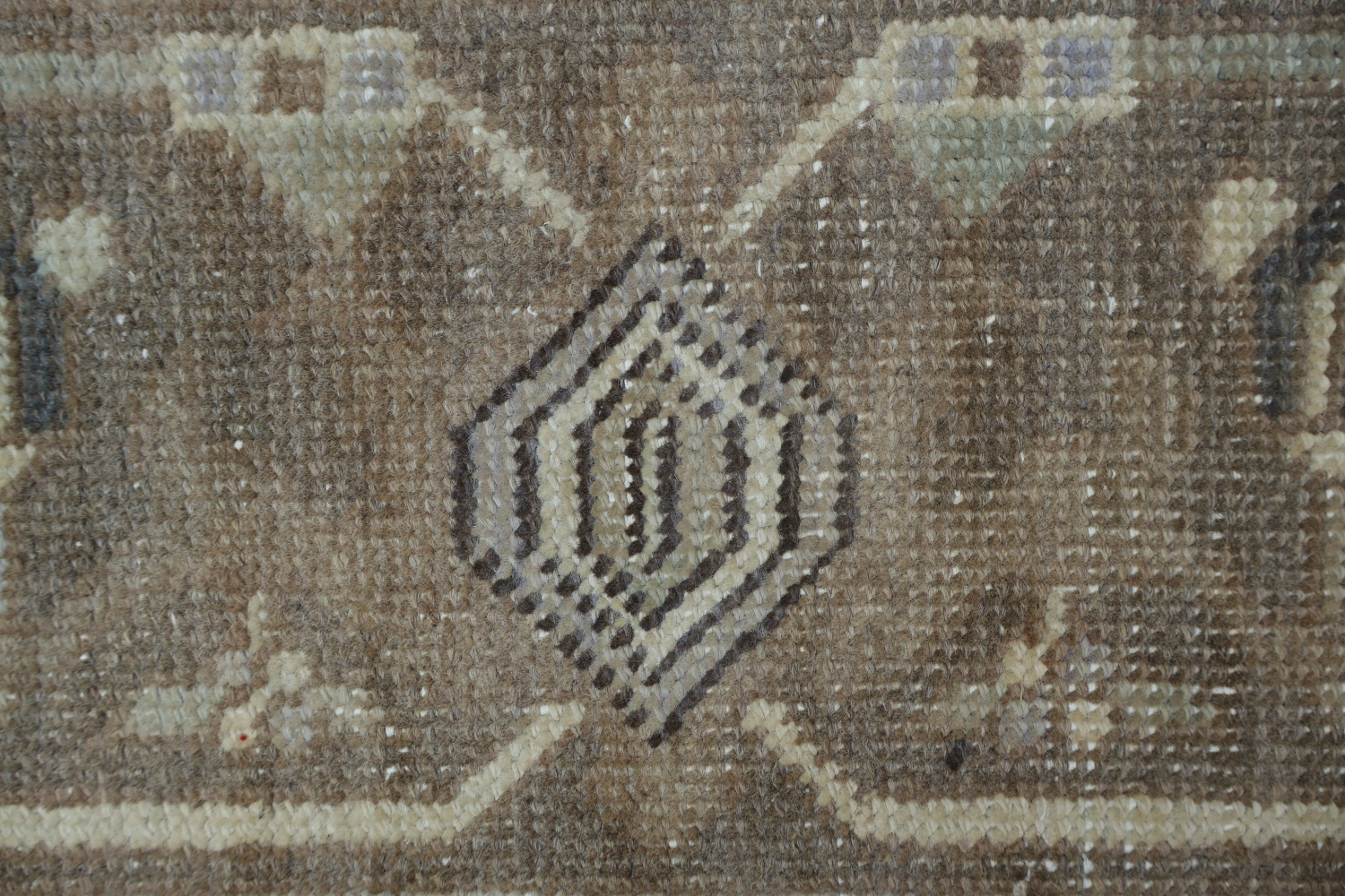 Vintage Geometric Muted Heriz Persian Area Rug 8x11