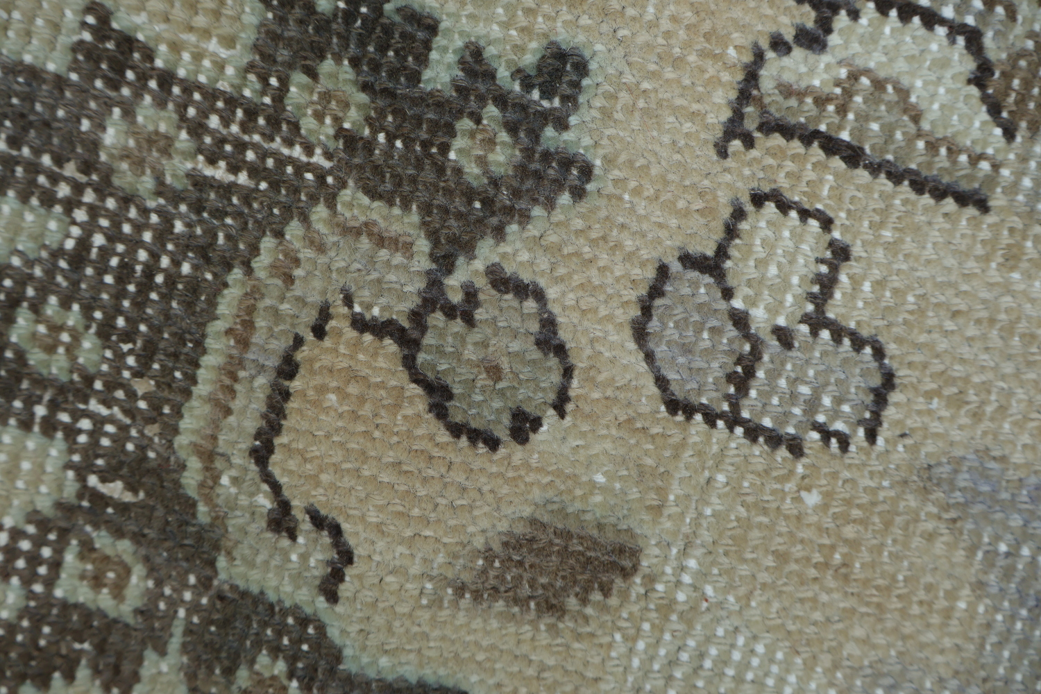 Vintage Geometric Muted Heriz Persian Area Rug 8x11