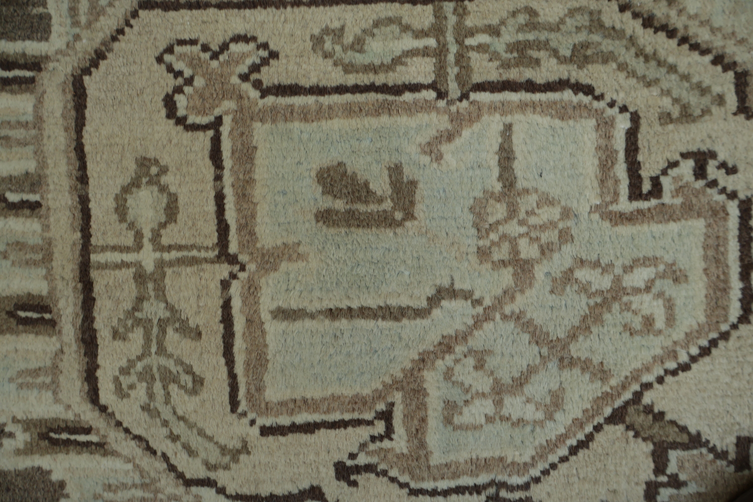 Geometric Muted Color Vintage Heriz Persian Wool Rug 8x11
