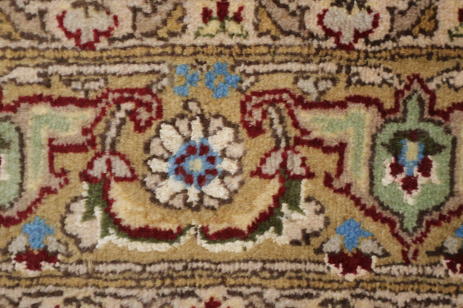 Vegetable Dye Tabriz Mahi Handmade Rug 4x6