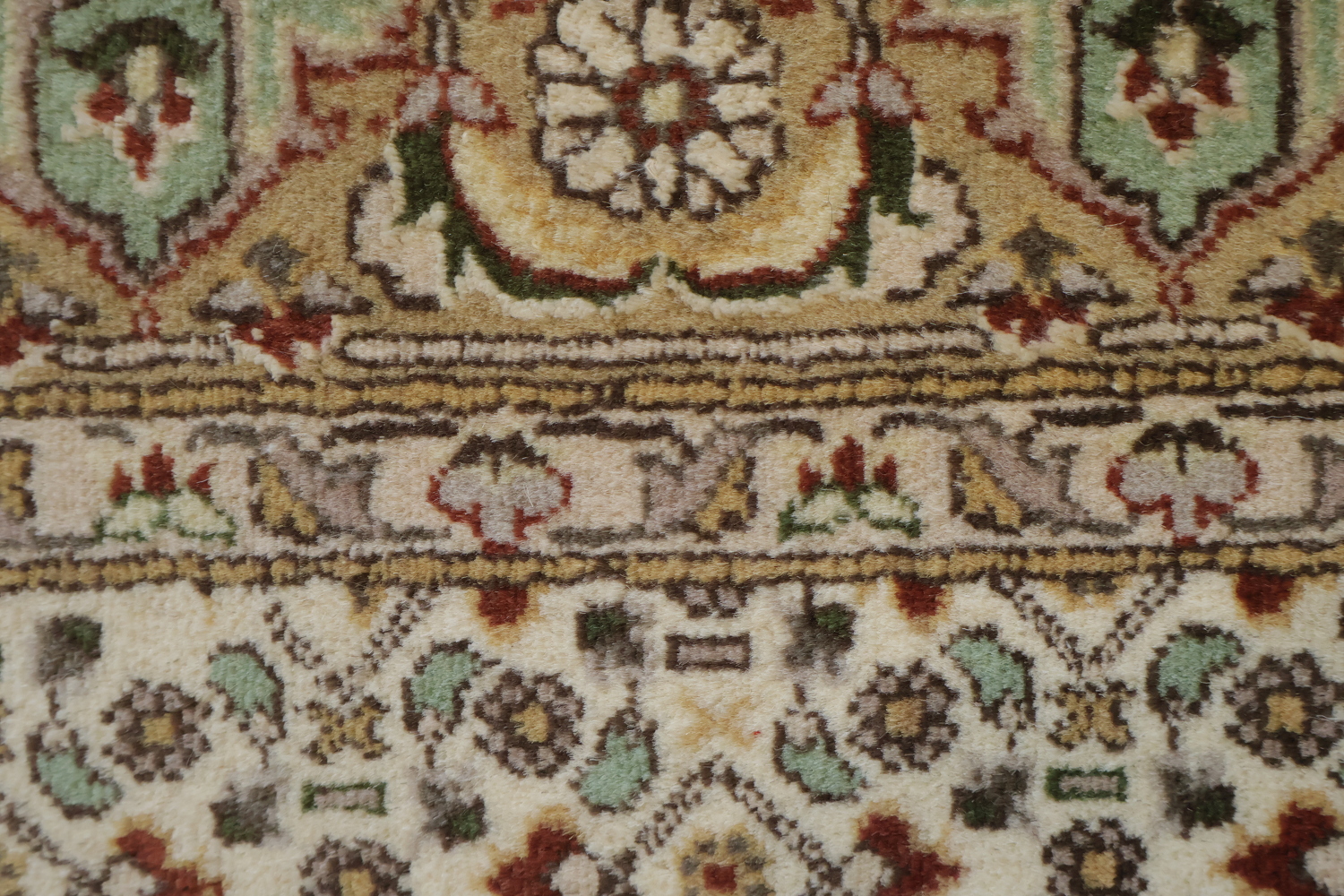 Vegetable Dye Tabriz Mahi Wool Rug 4x6
