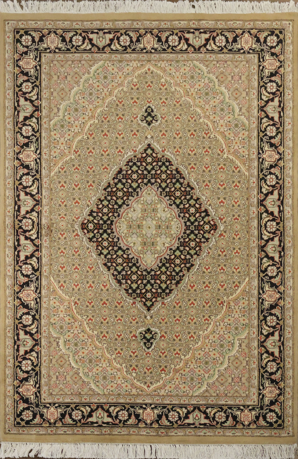 Vegetable Dye Wool/ Silk Tabriz Mahi Wool Rug 4x6