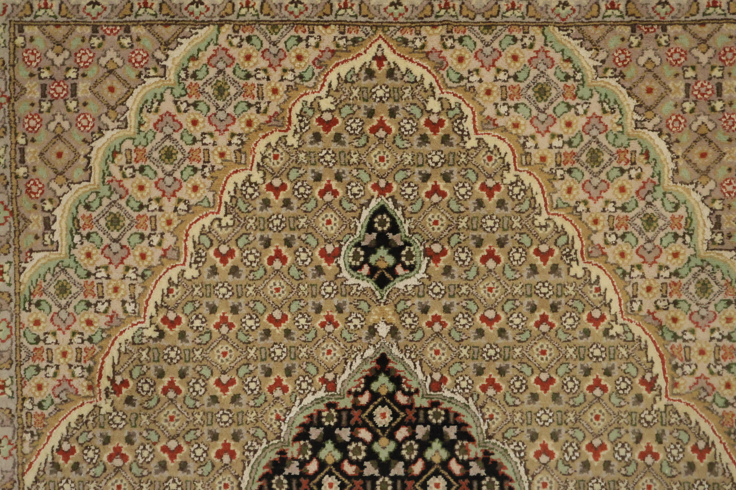 Vegetable Dye Wool/ Silk Tabriz Mahi Wool Rug 4x6