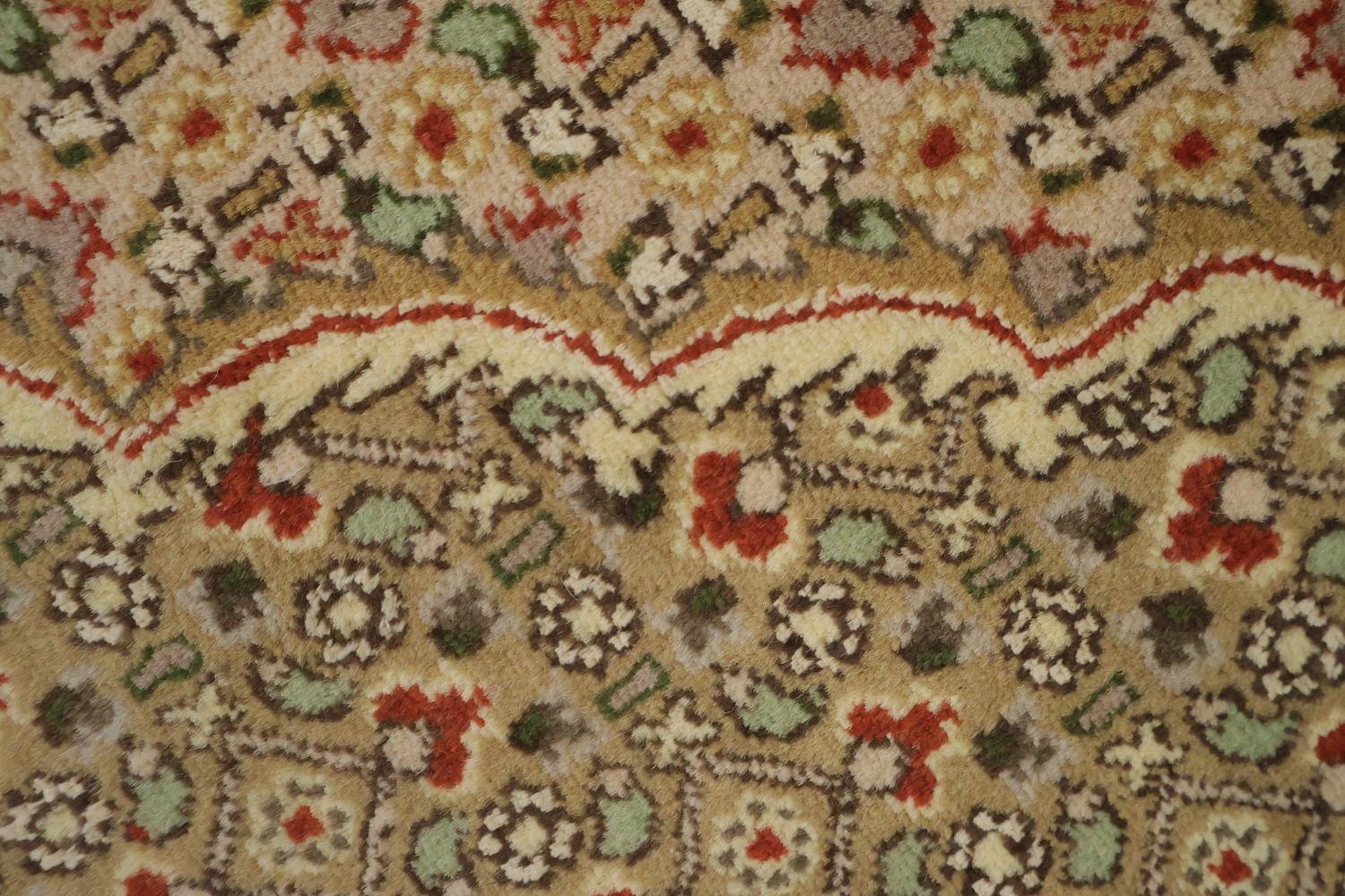 Vegetable Dye Wool/ Silk Tabriz Mahi Wool Rug 4x6