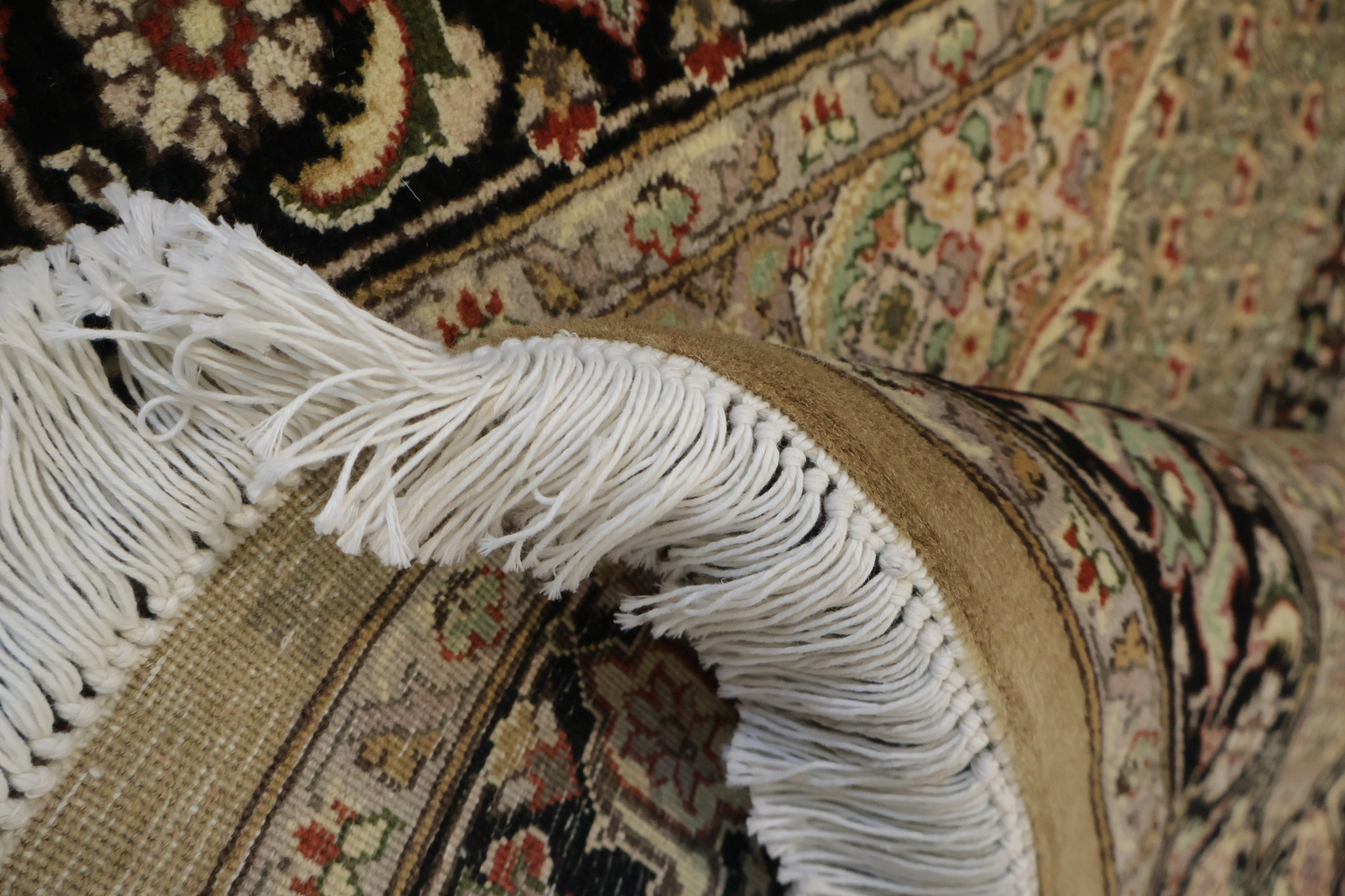 Vegetable Dye Wool/ Silk Tabriz Mahi Wool Rug 4x6