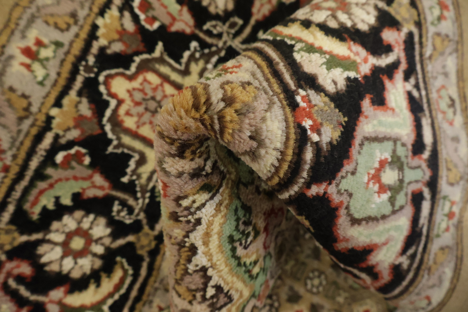 Vegetable Dye Wool/ Silk Tabriz Mahi Wool Rug 4x6