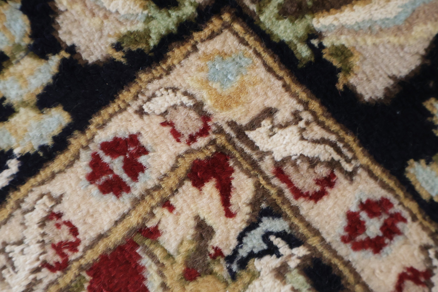 Vegetable Dye Wool/ Silk Aubusson Handmade Wool Rug 4x6