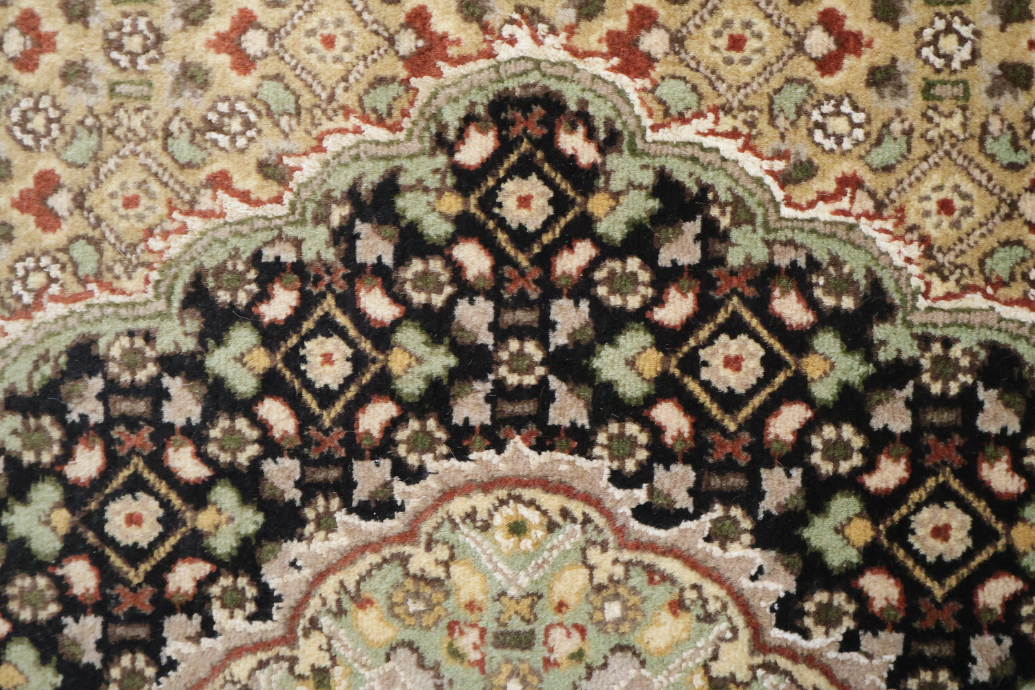 Vegetable Dye Tabriz Mahi Area Rug 4x6