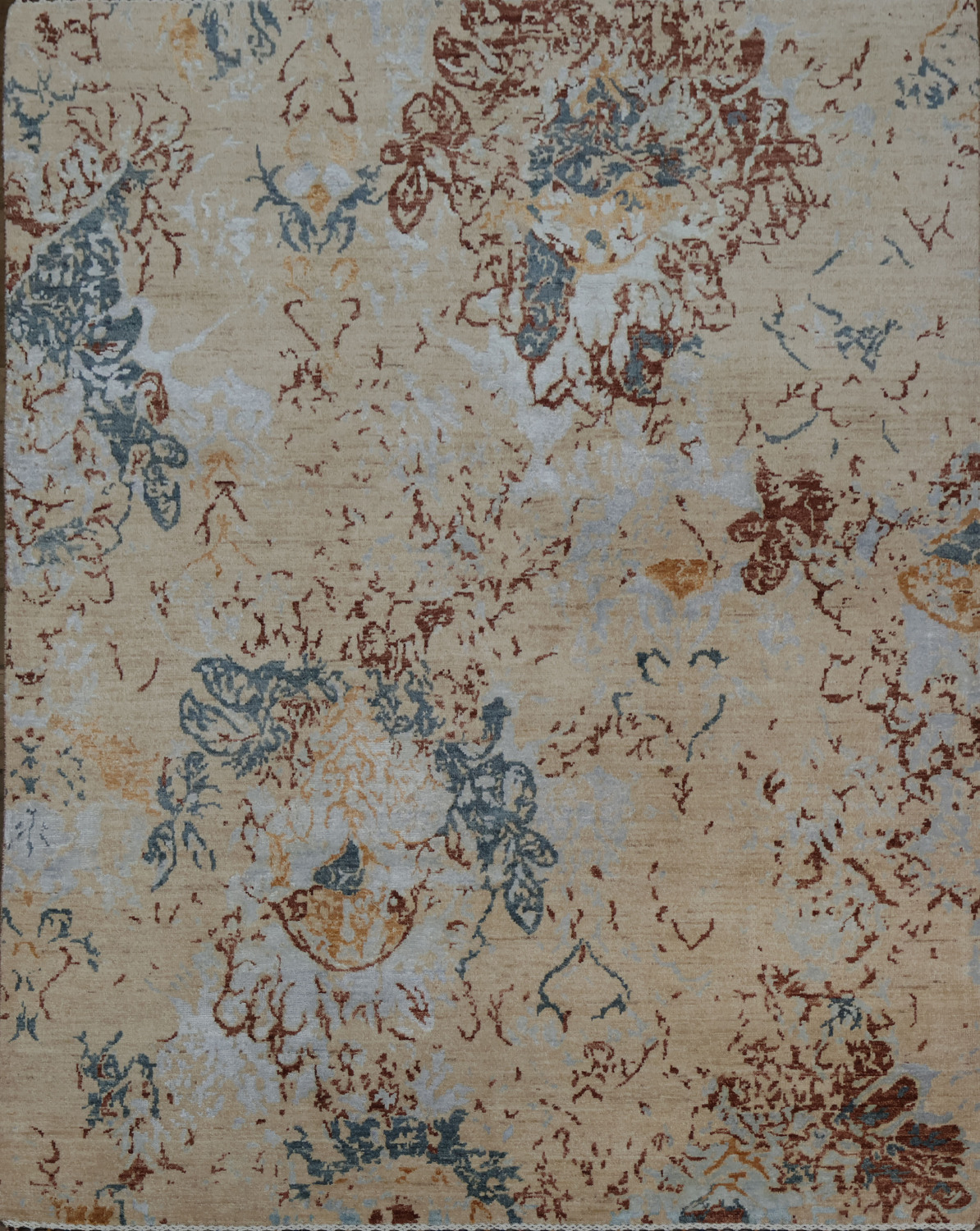 Elegant Abstract Floral Rug with Vintage Aesthetic and Soft Tones 5x7