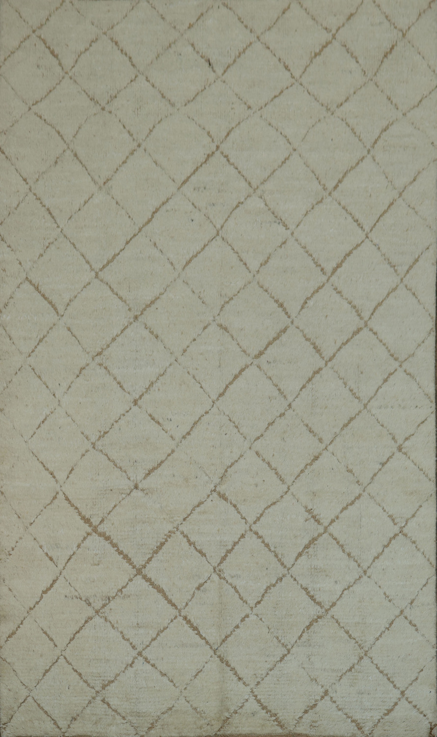 White Berber-Inspired Diamond Weave Moroccan Area Rug 6x10 ft