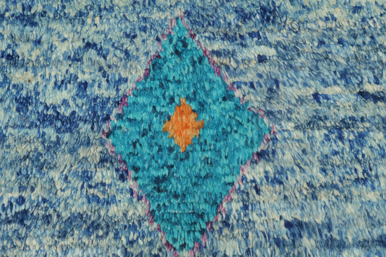Dynamic Geometric Rug with Rich Multicolor Patterns 6x10
