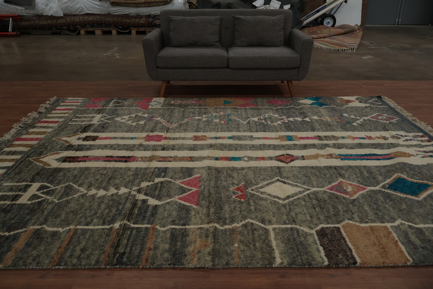 Chic Artistic Moroccan Wool Area Rug 8x11 Geometric Shapes and Colors