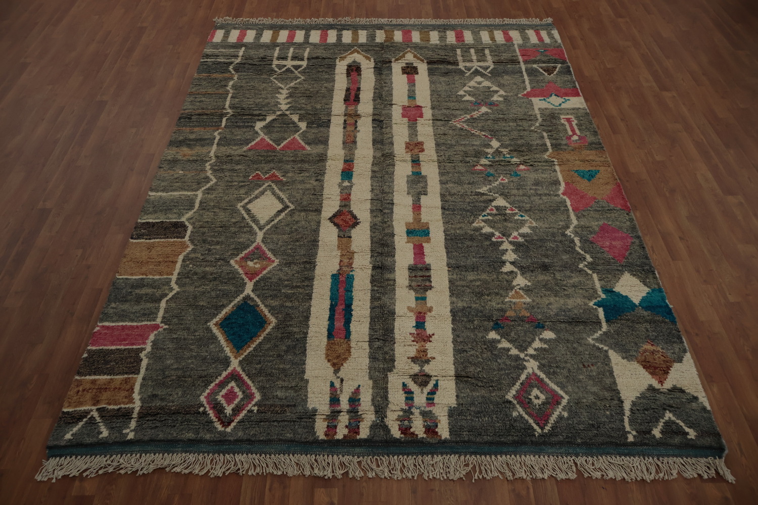 Chic Artistic Moroccan Wool Area Rug 8x11 Geometric Shapes and Colors