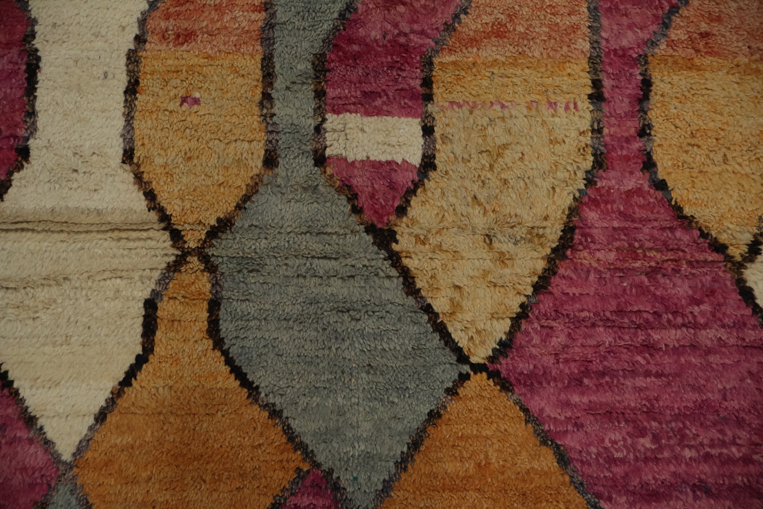 Dynamic Colorful Waves Abstract Moroccan Large Rug 10x15