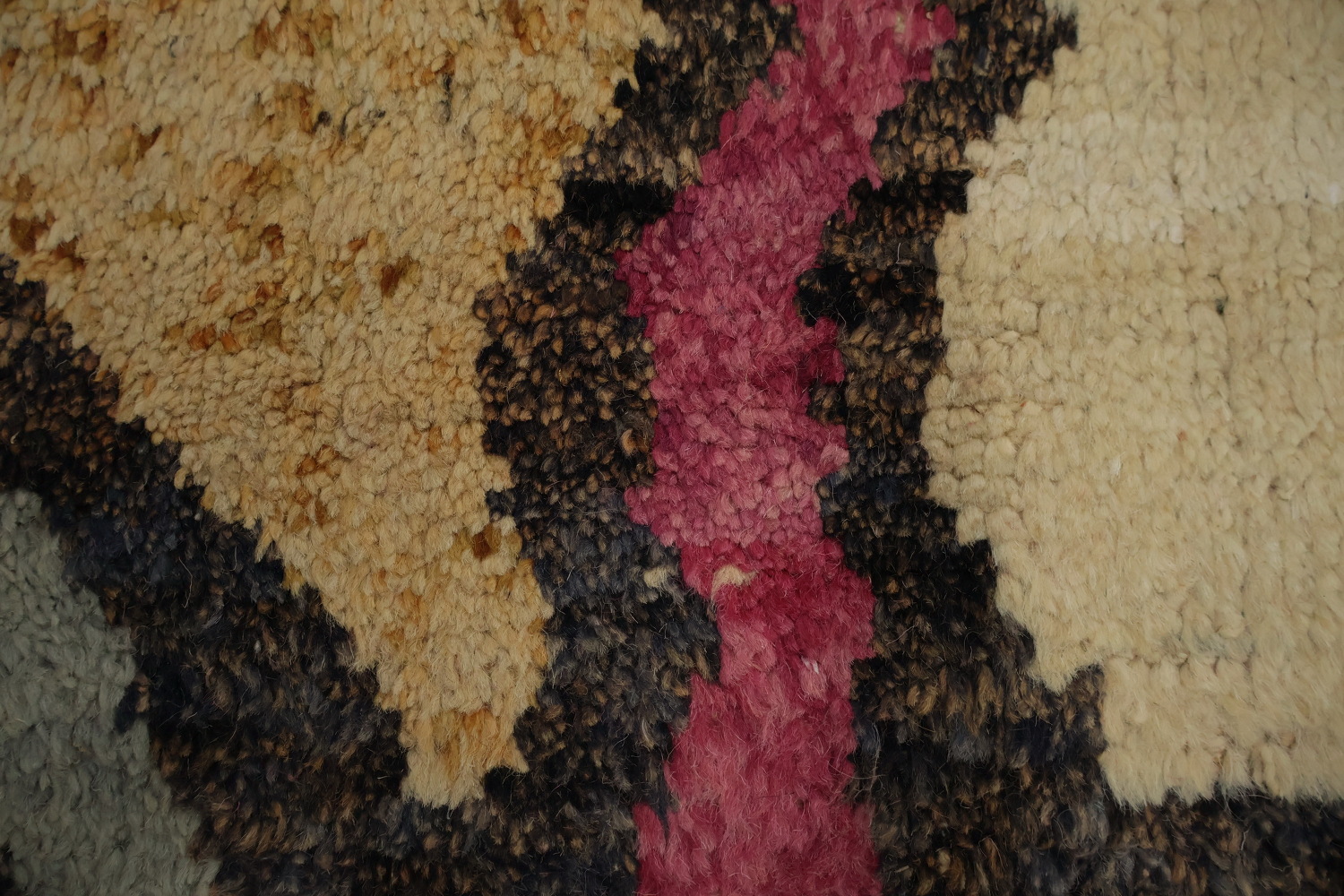 Dynamic Colorful Waves Abstract Moroccan Large Rug 10x15