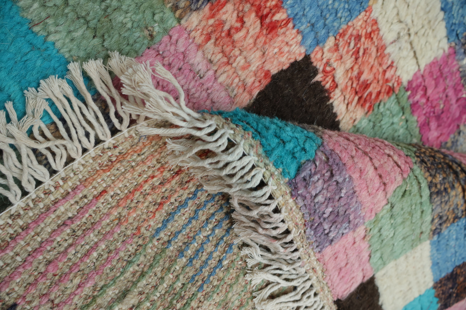 Colorful Checkered Rug Perfect for Modern Artistic Home Décor 6x10