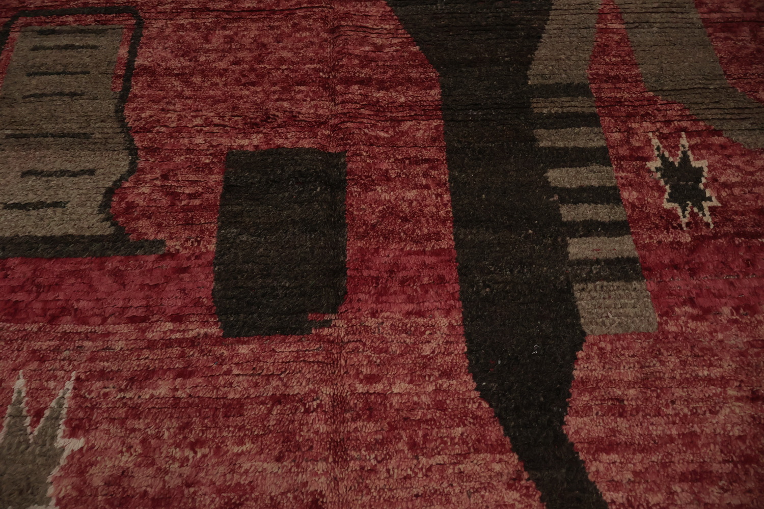 Geometric Moroccan Area Rug 8x11 for a Bold Statement in Any Room