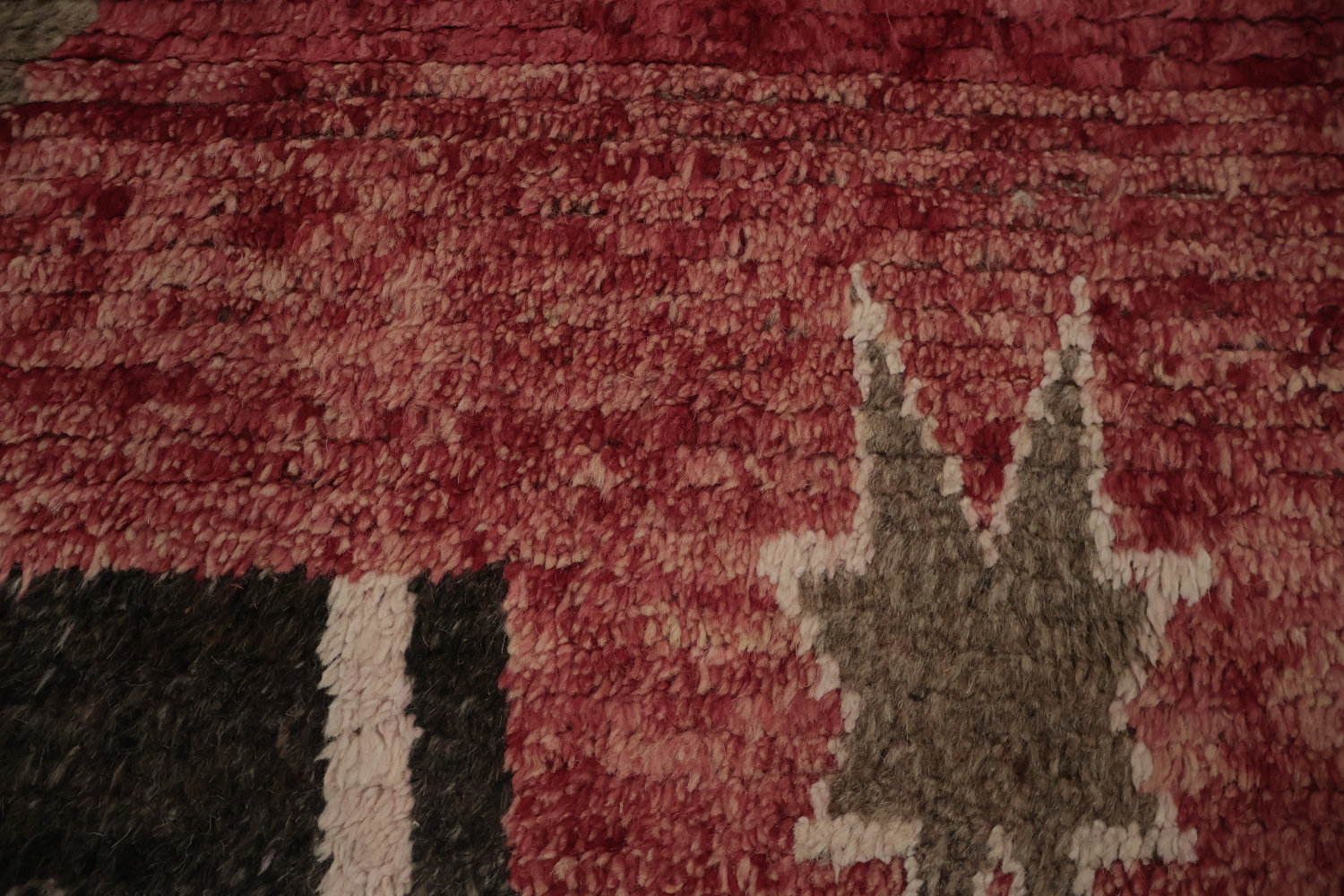 Geometric Moroccan Area Rug 8x11 for a Bold Statement in Any Room