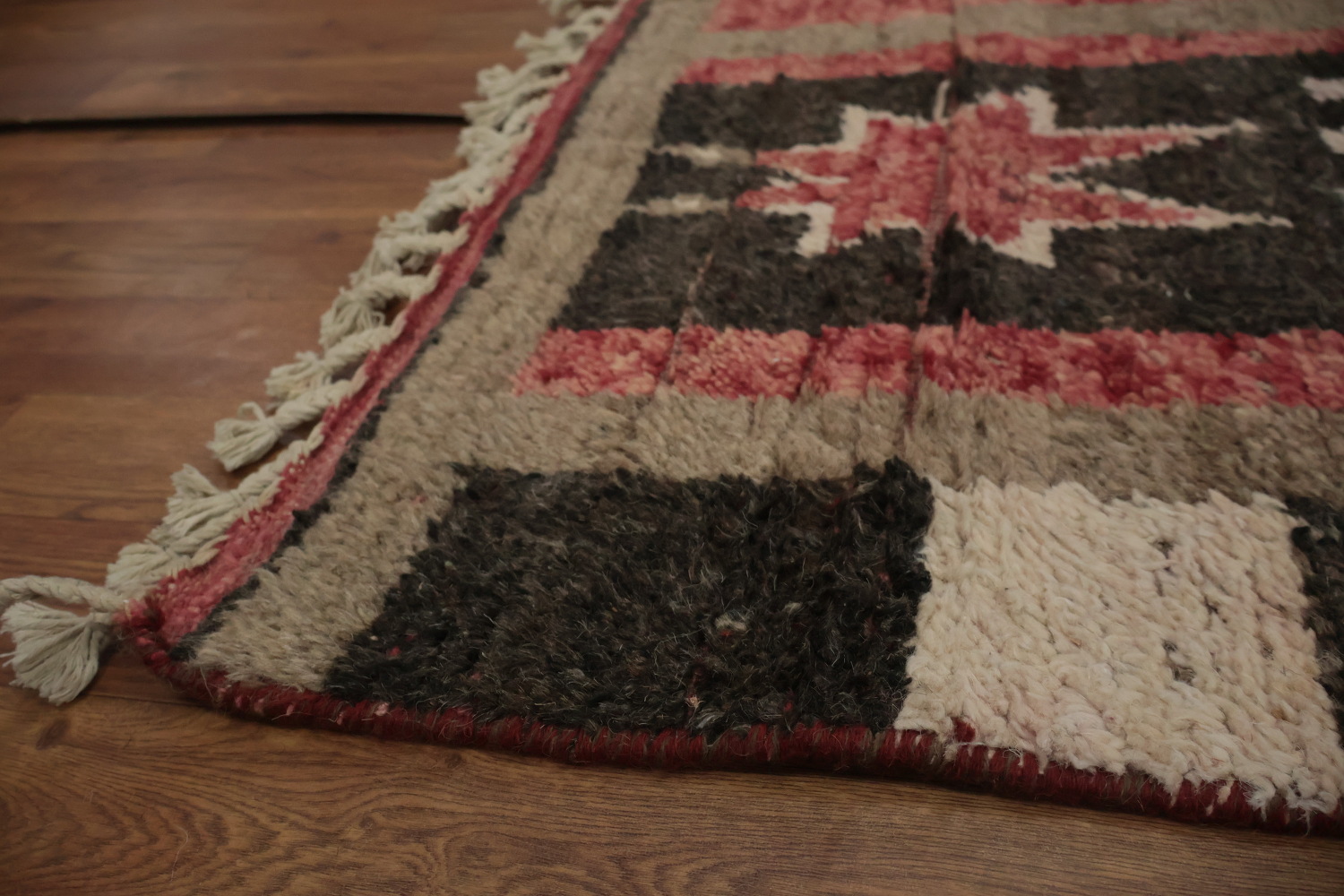 Geometric Moroccan Area Rug 8x11 for a Bold Statement in Any Room