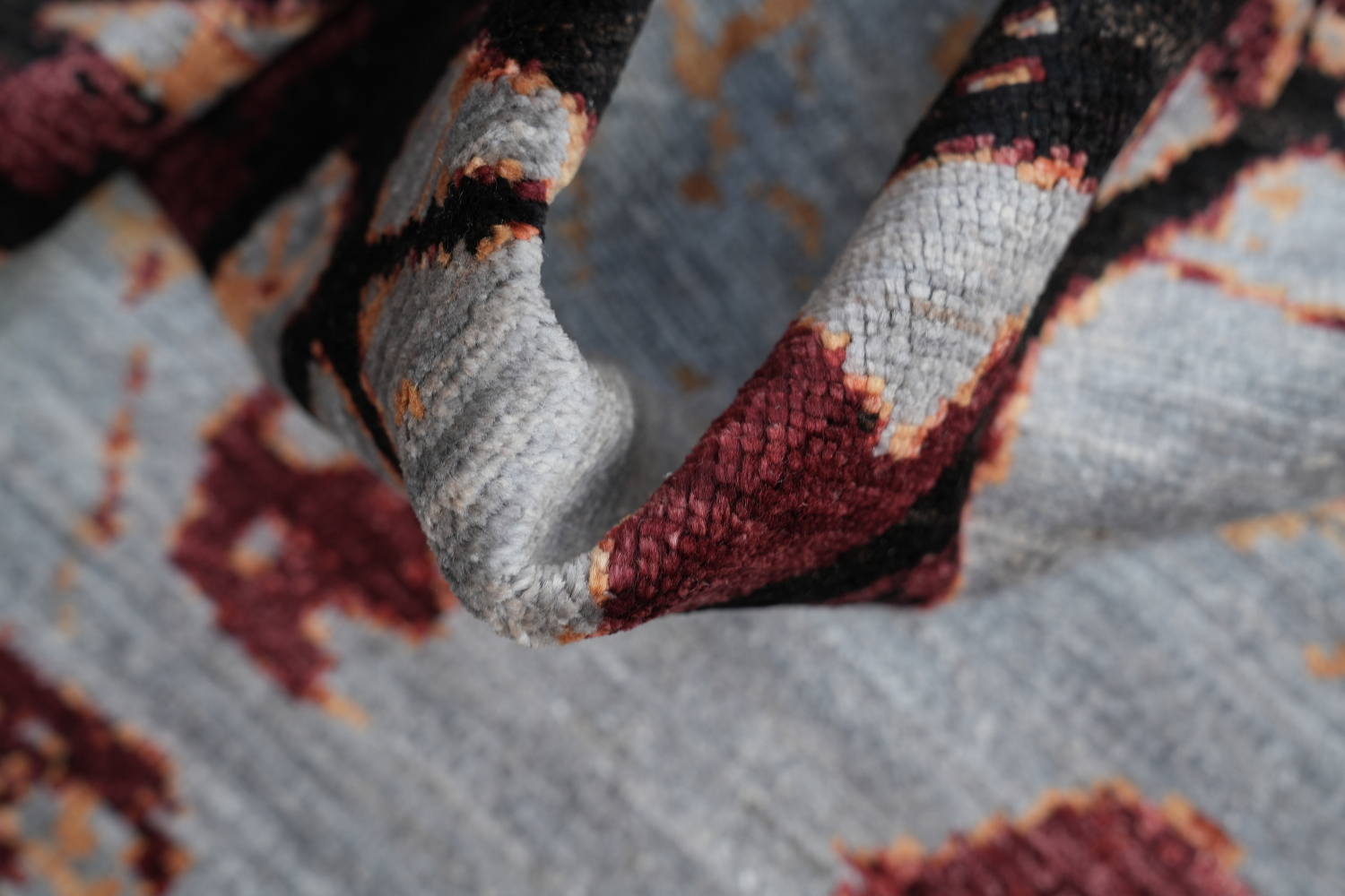 Vegetable Dye Abstract Wool Area Rug 7x10