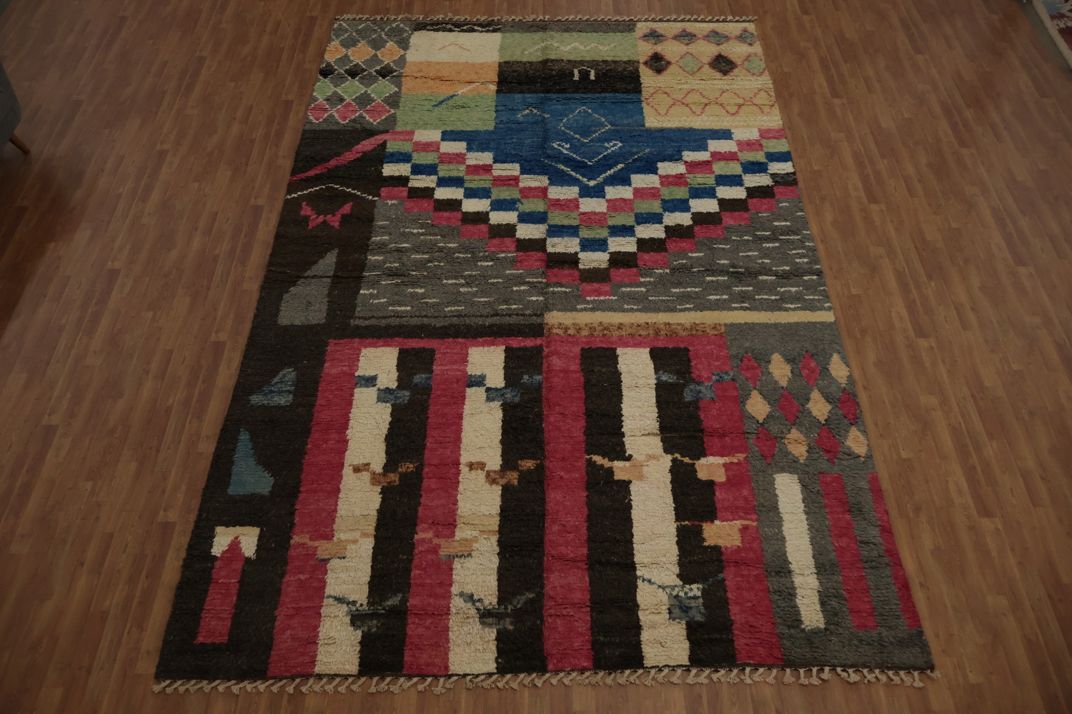 Mix of Colors in Modern Abstract Moroccan Large Rug 10x15