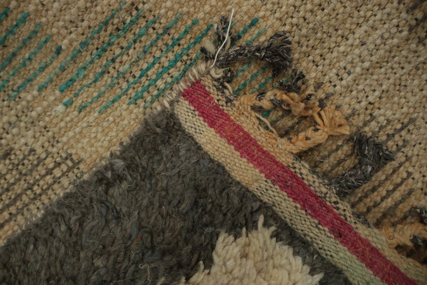 Abstract Moroccan Wool Area Rug 8x11 Eye-Catching Color Contrasts