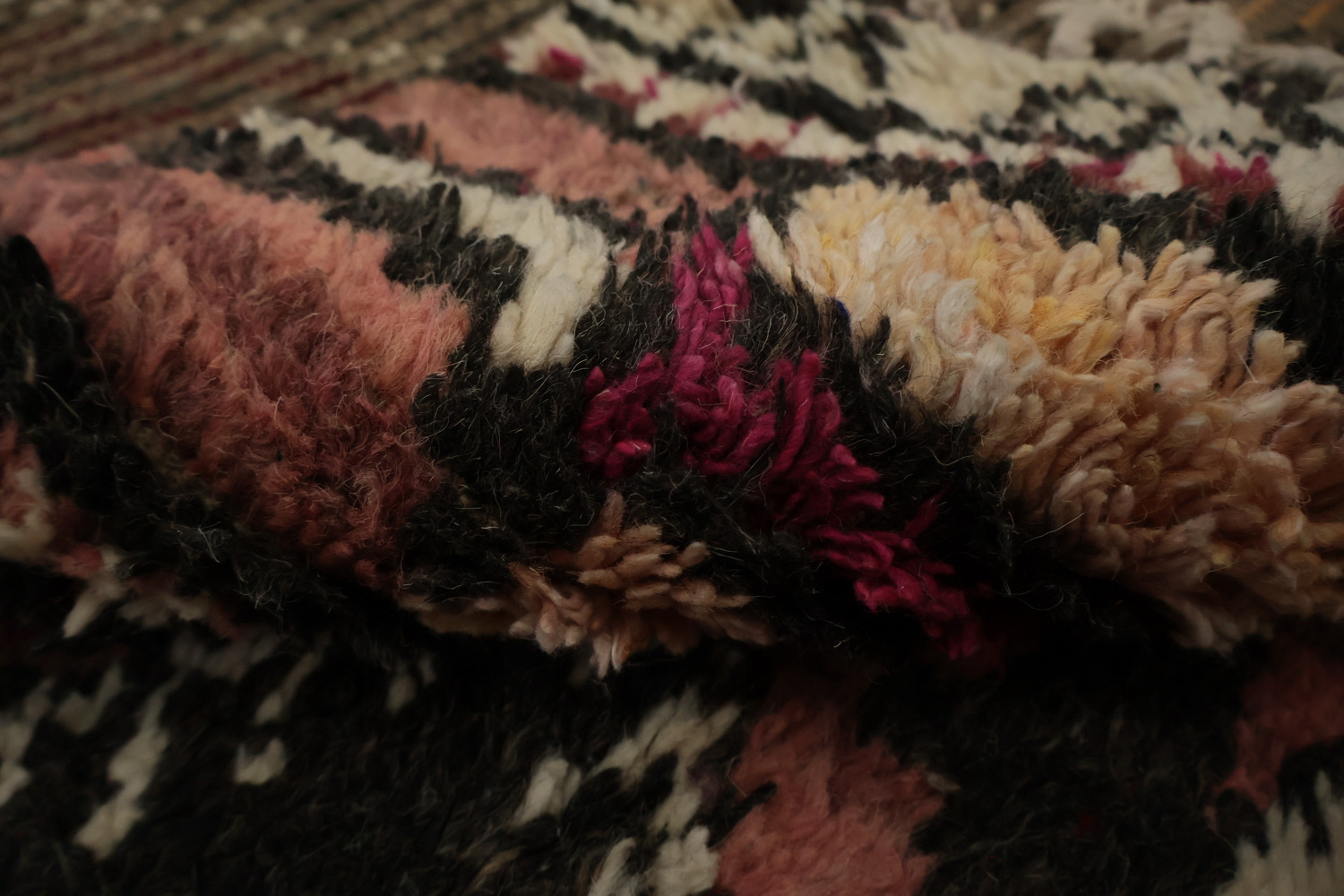 Diamond Pattern Moroccan Area Rug 9x13 with Rich Earthy Tones