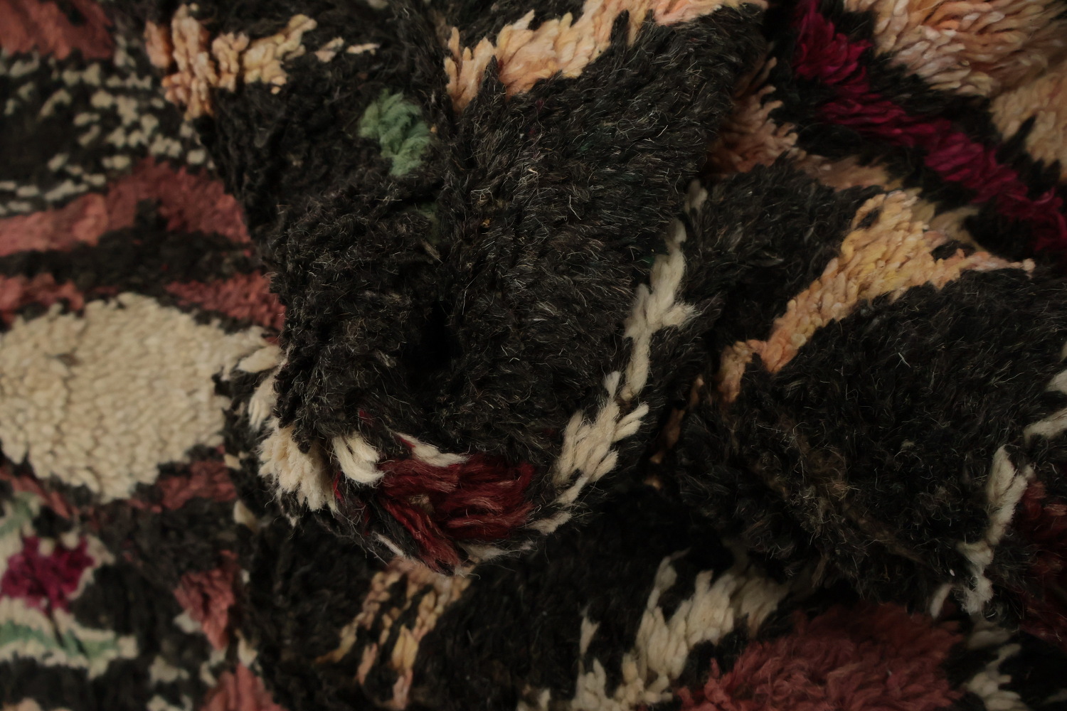 Diamond Pattern Moroccan Area Rug 9x13 with Rich Earthy Tones