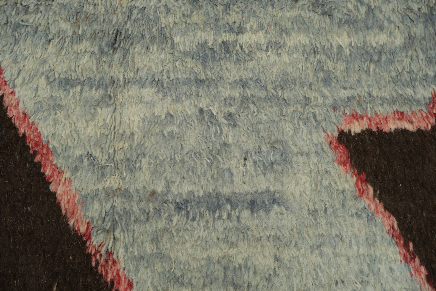 Eclectic Earthy Toned Rug with Abstract Design for Modern Spaces 6x10 ft