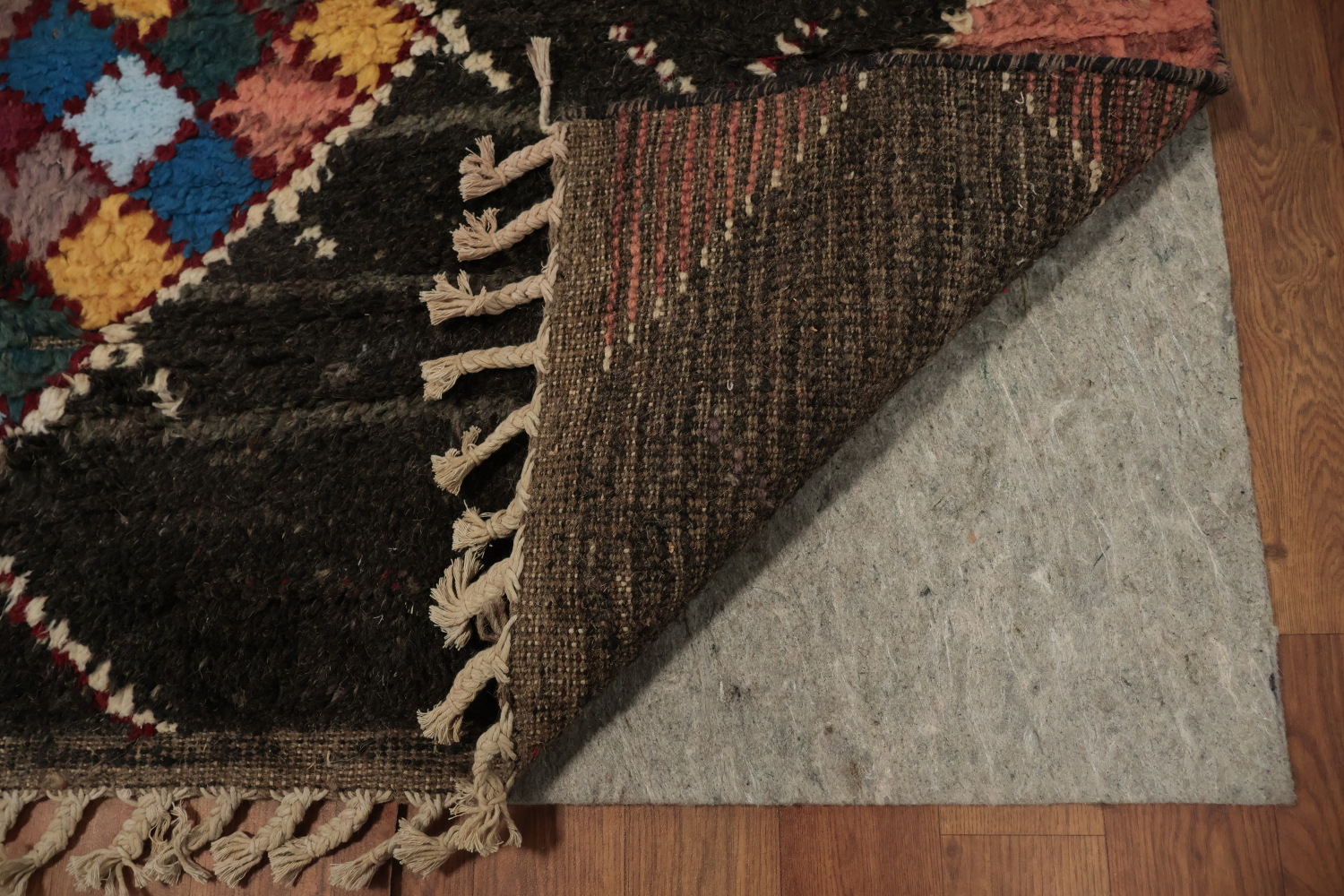 Bold Decorative Moroccan Area Rug 6x10 with Traditional Cultural Motifs