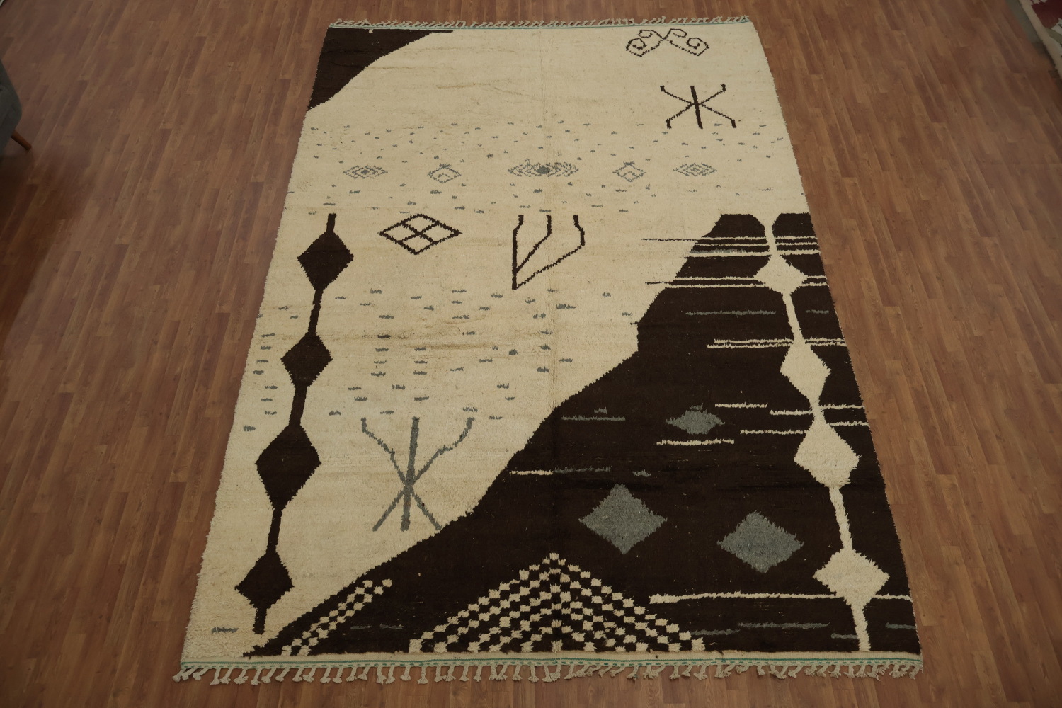 Organic Moroccan Handmade Large Rug 10x15 with Tribal Design