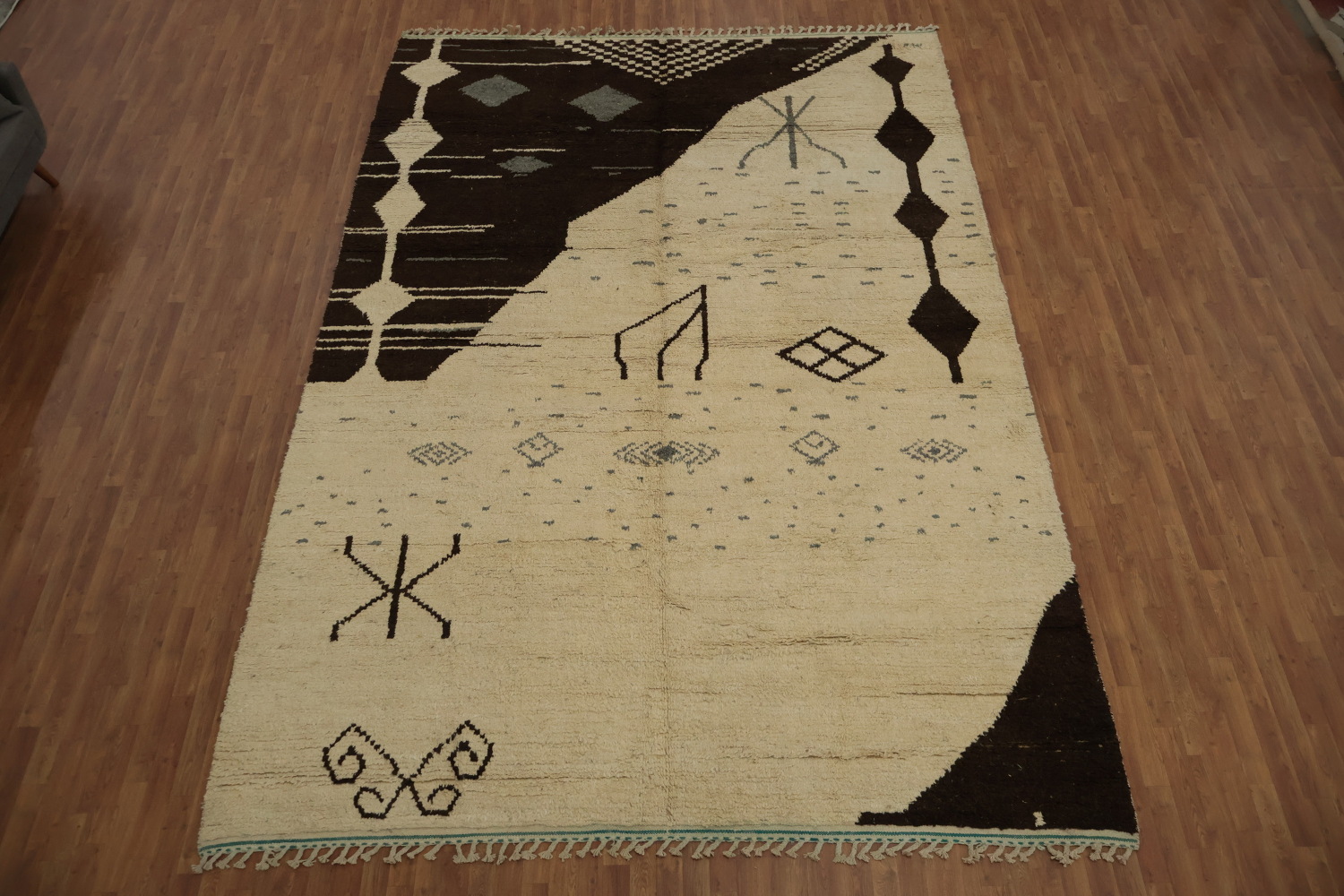 Organic Moroccan Handmade Large Rug 10x15 with Tribal Design