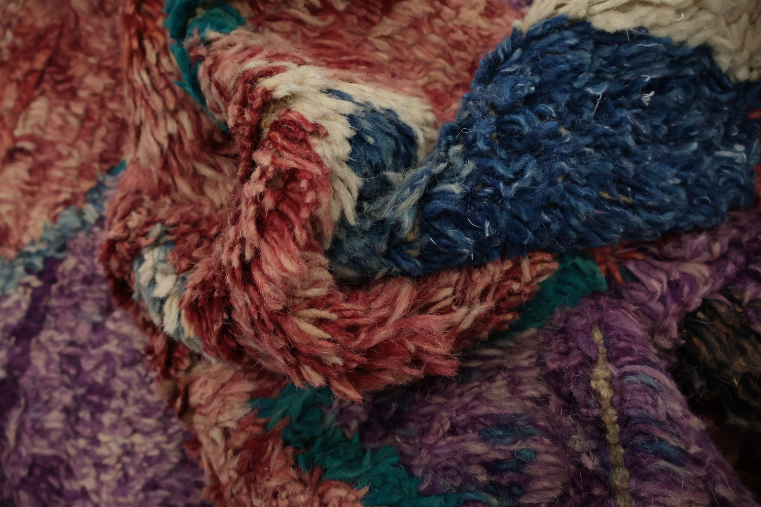 Colorful Moroccan Wool Area Rug 9x13 for a Trendy Home Decor