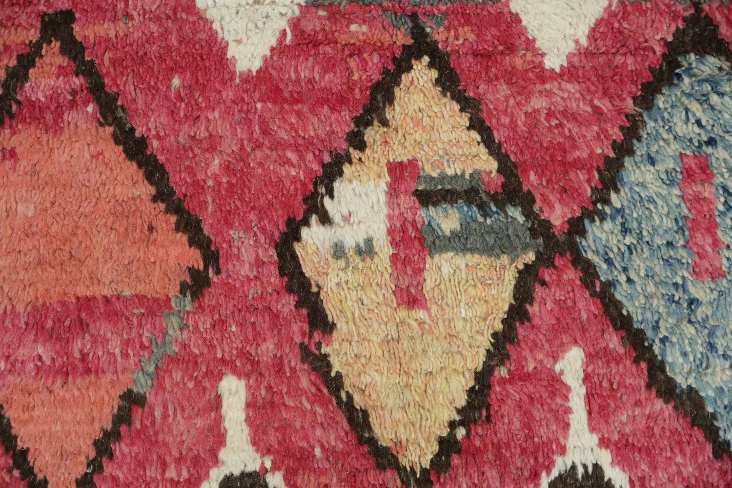 Vibrant Pink Moroccan Diamond Pattern Area Rug 6ft x 11ft