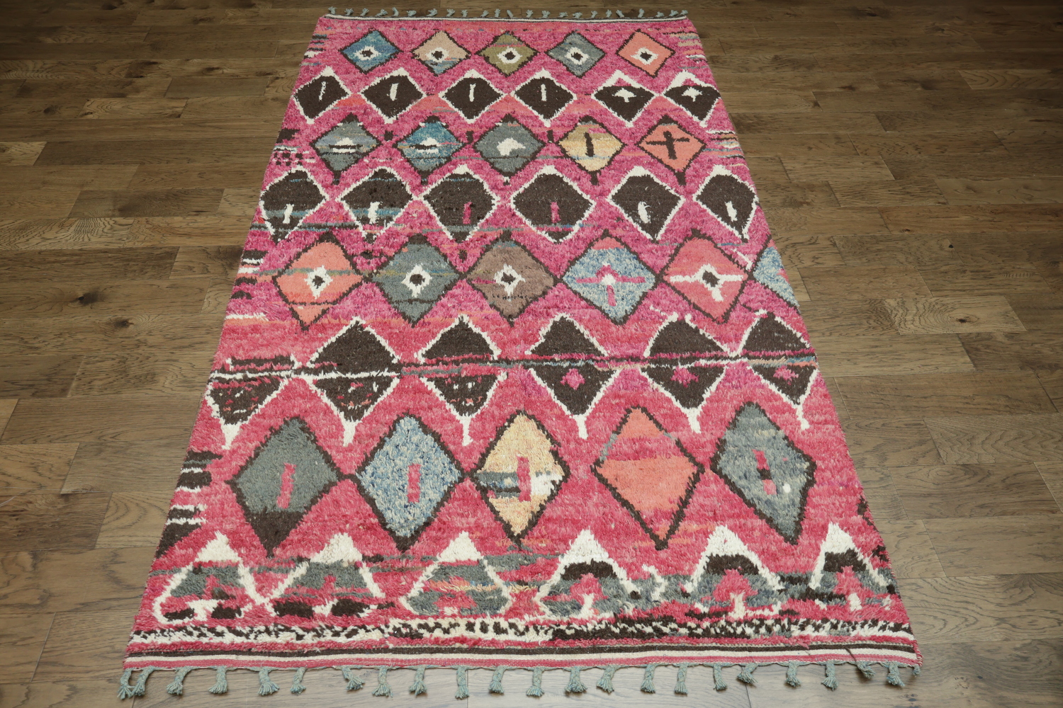 Vibrant Pink Moroccan Diamond Pattern Area Rug 6ft x 11ft