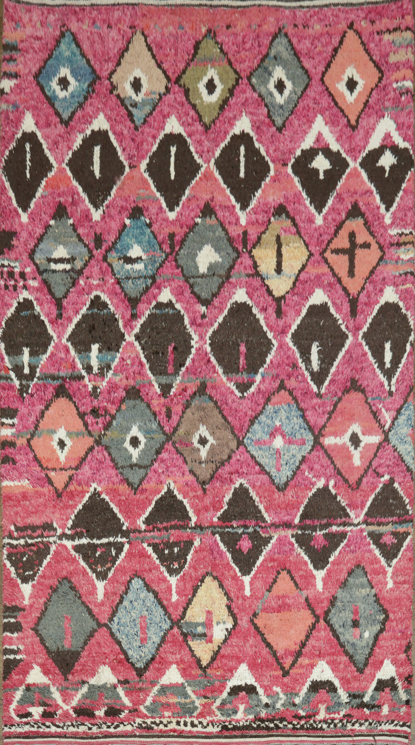 Vibrant Pink Moroccan Diamond Pattern Area Rug 6ft x 11ft