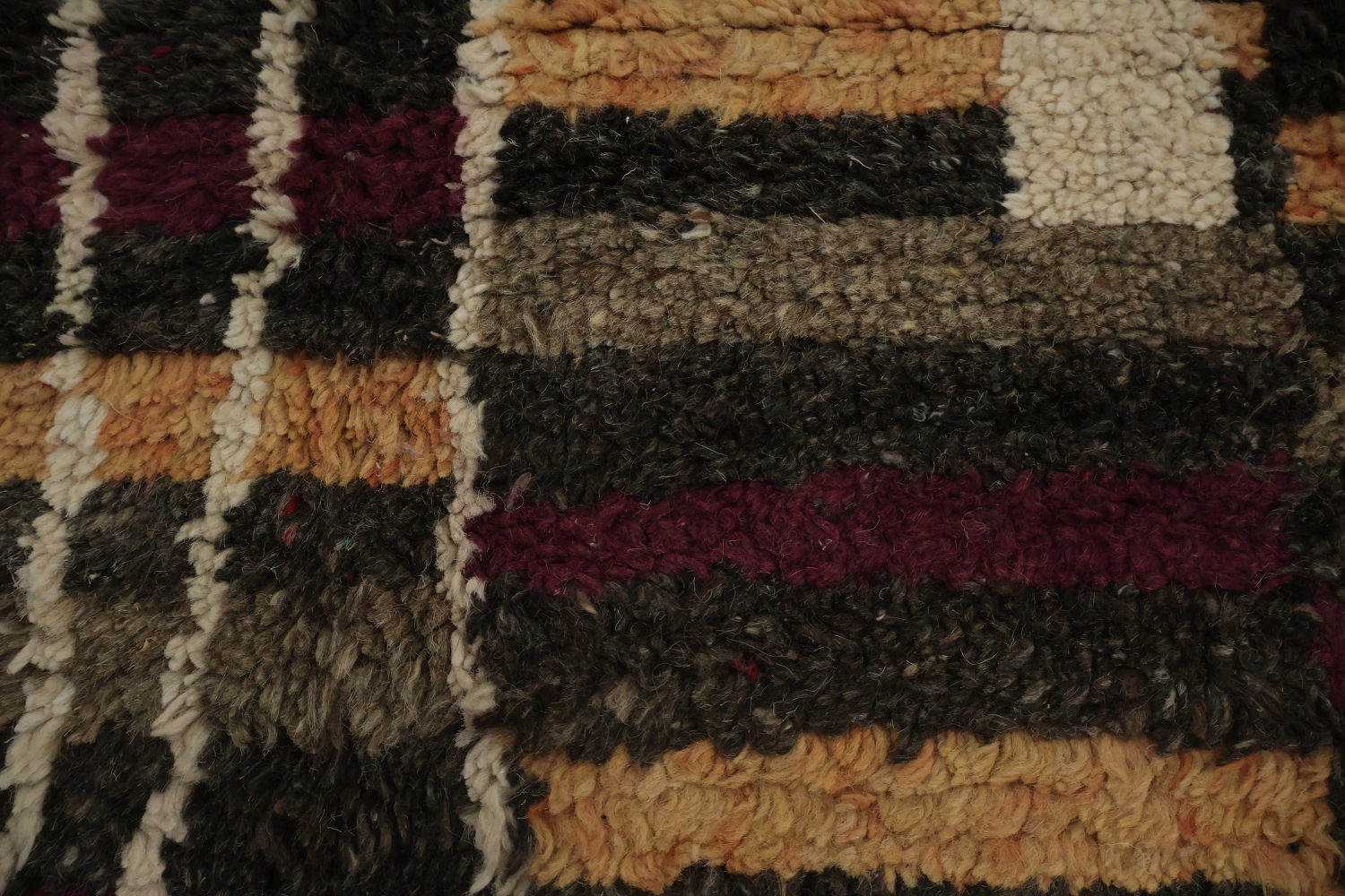 Earthy Background Moroccan Wool Area Rug 9x12 for Cozy Spaces