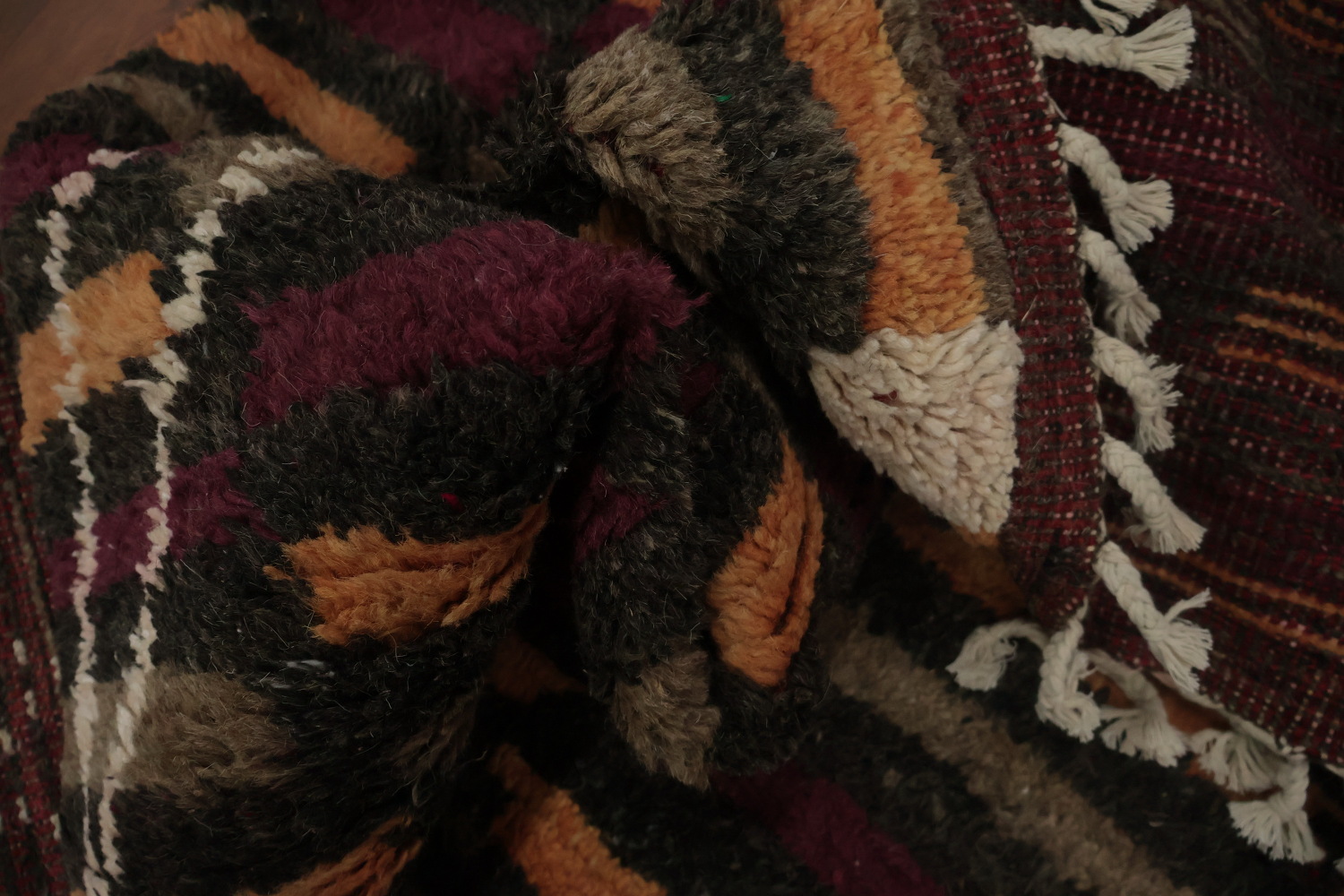 Earthy Background Moroccan Wool Area Rug 9x12 for Cozy Spaces