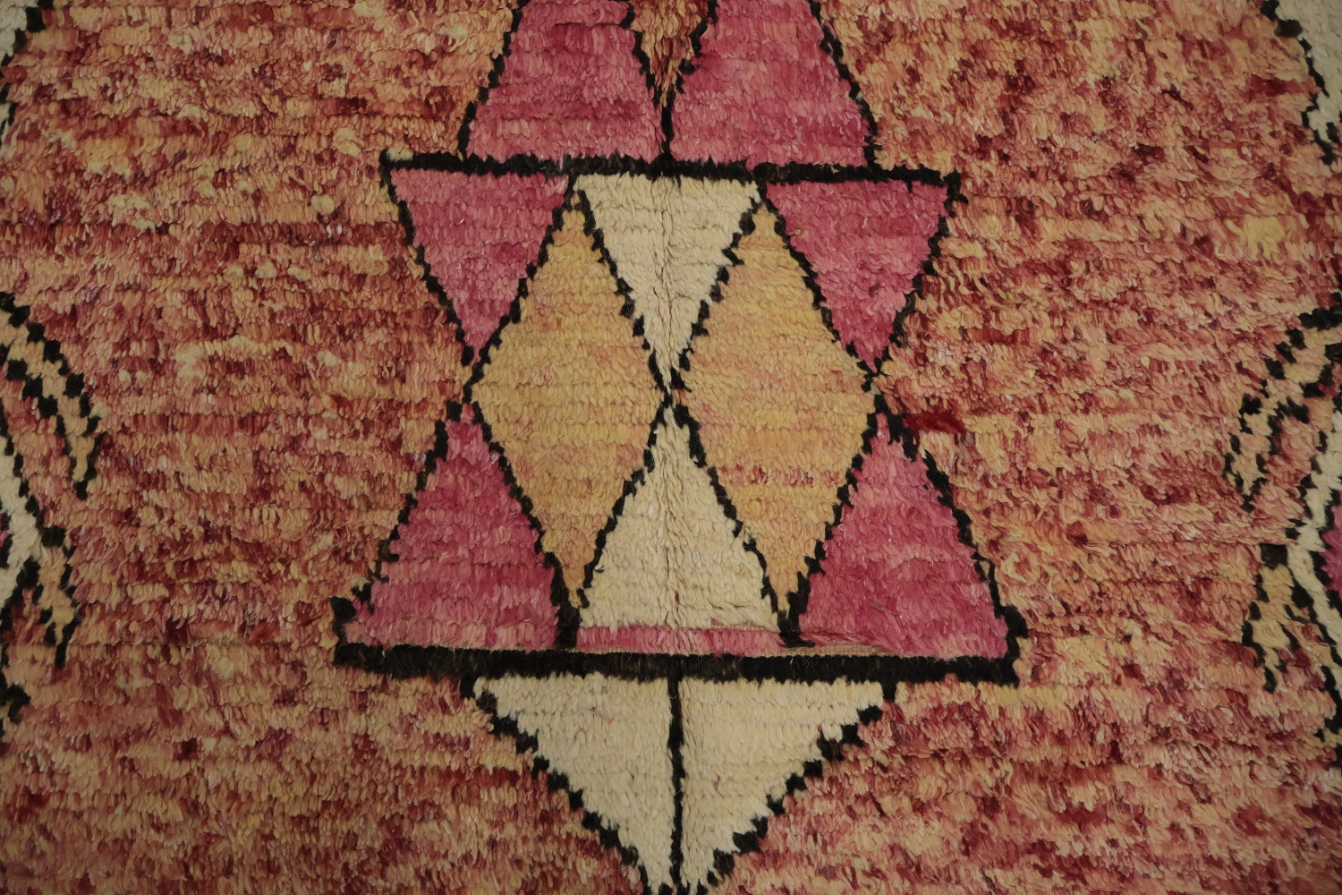 Geometric Moroccan Wool Area Rug 6x10