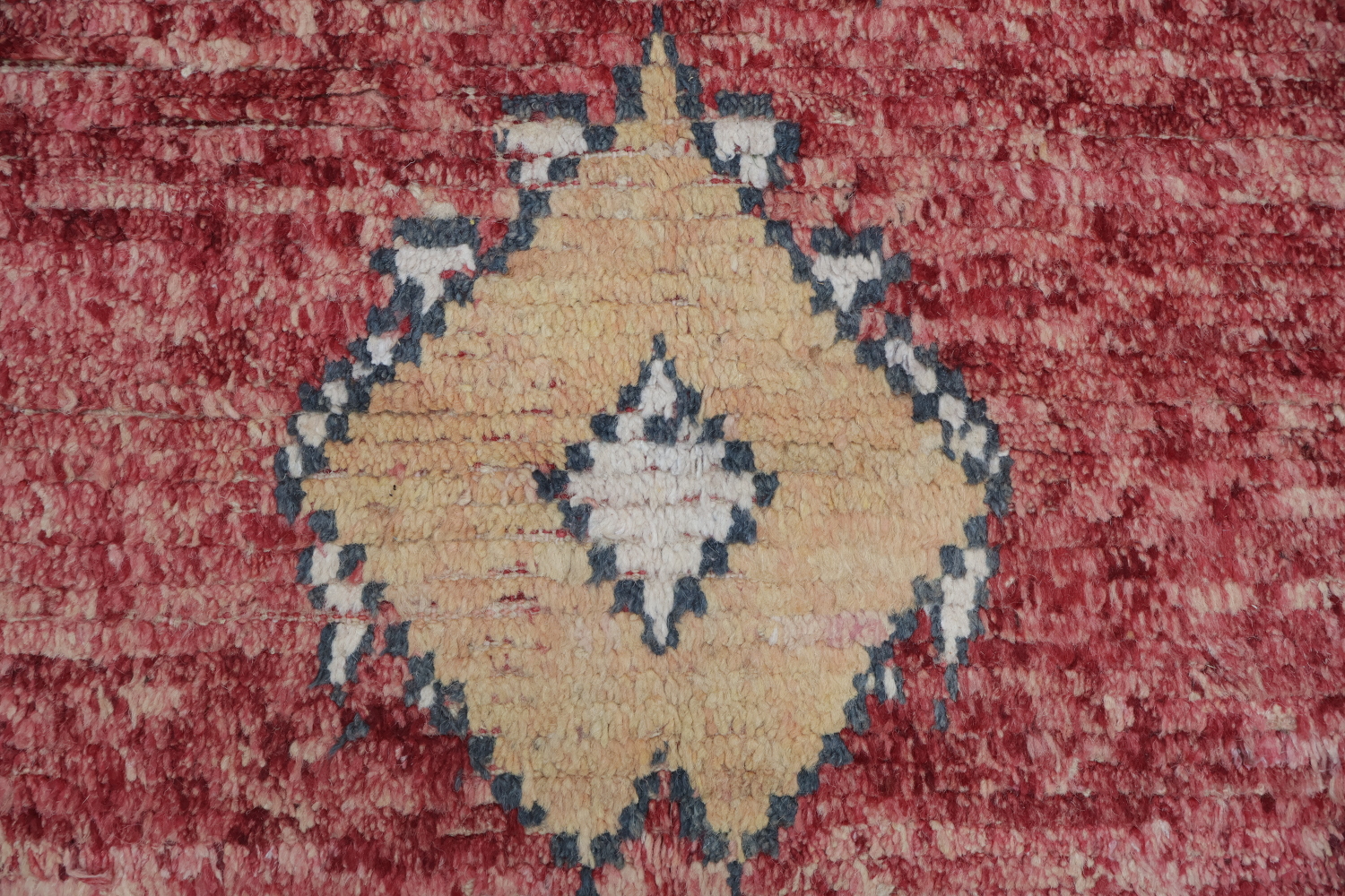 Warm Multicolor Vintage Patterned Rug For Classic Style 6x9 ft