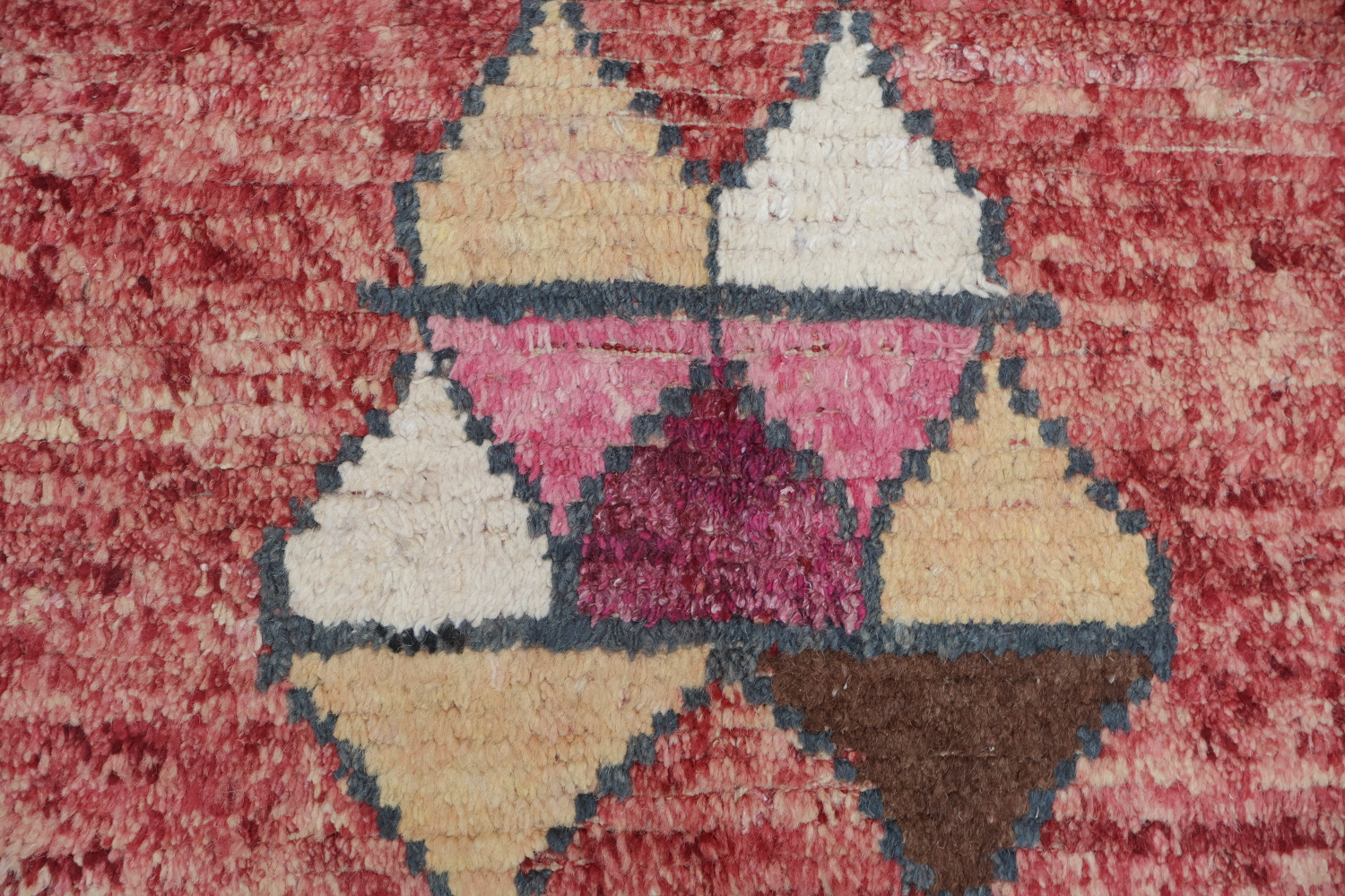 Warm Multicolor Vintage Patterned Rug For Classic Style 6x9 ft