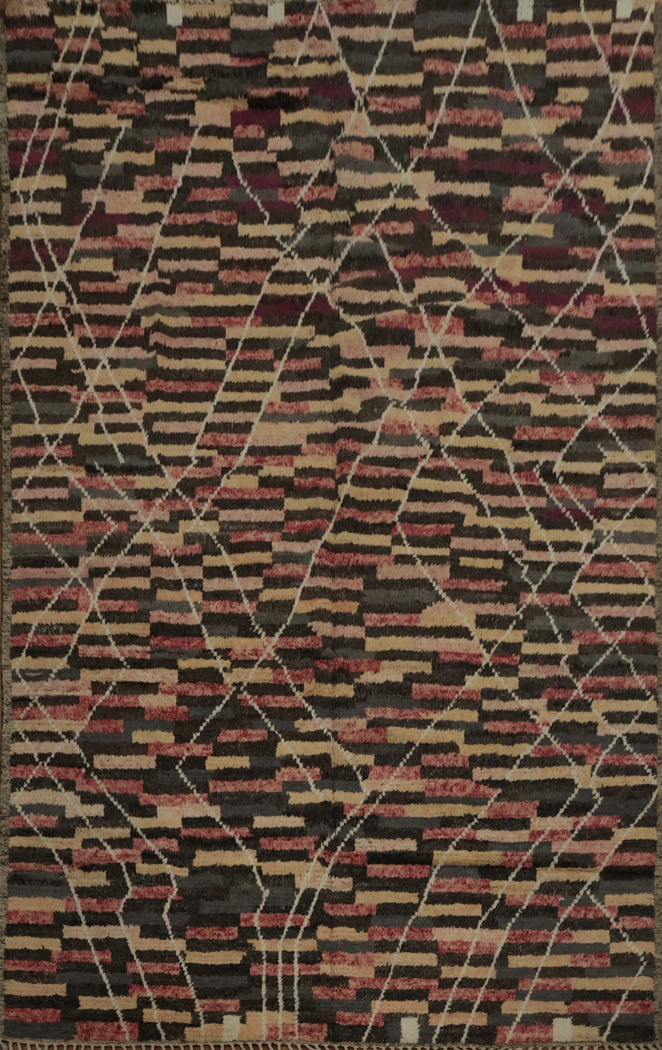 Sophisticated Earth-Hued Moroccan Area Rug 9x13 with Urban Style