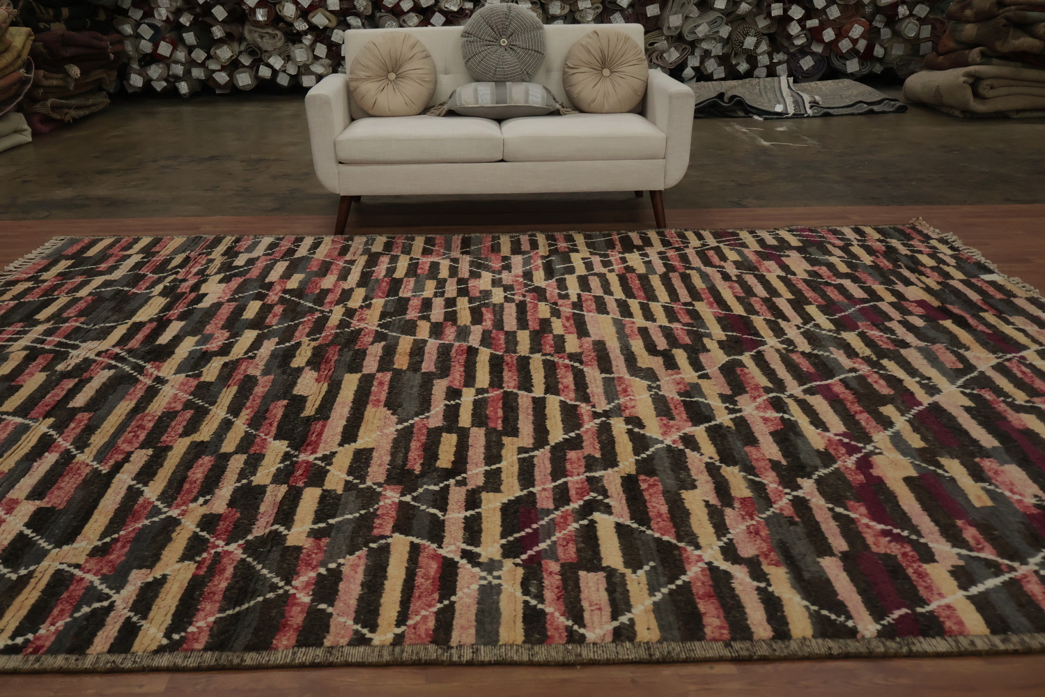 Sophisticated Earth-Hued Moroccan Area Rug 9x13 with Urban Style