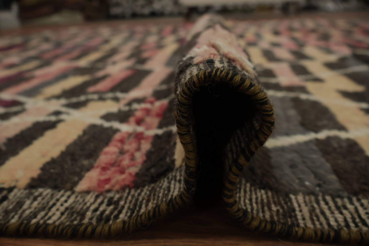 Sophisticated Earth-Hued Moroccan Area Rug 9x13 with Urban Style