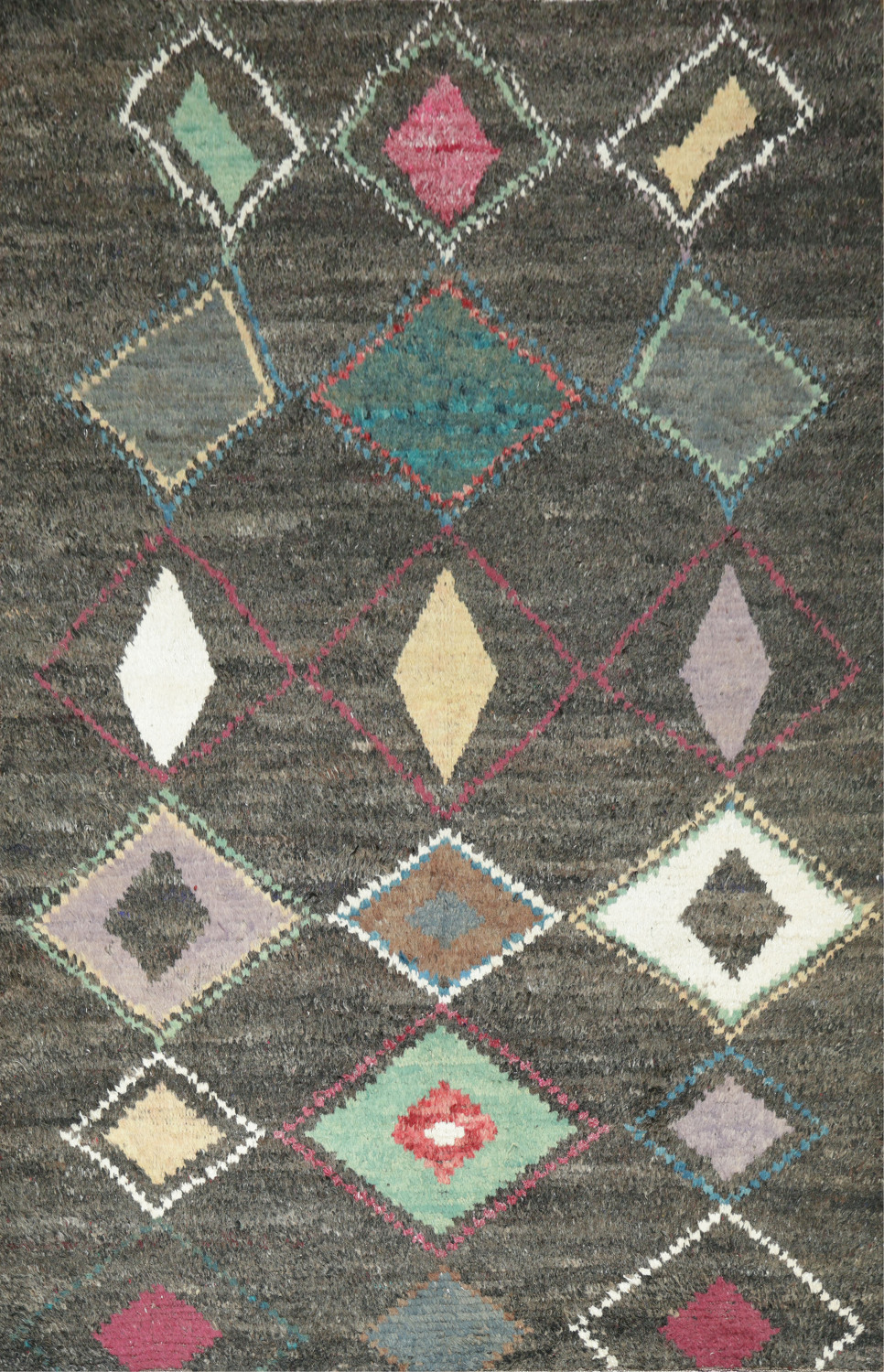 Elegant Chevron and Diamond Pattern Moroccan Rug for Urban Spaces 6x10
