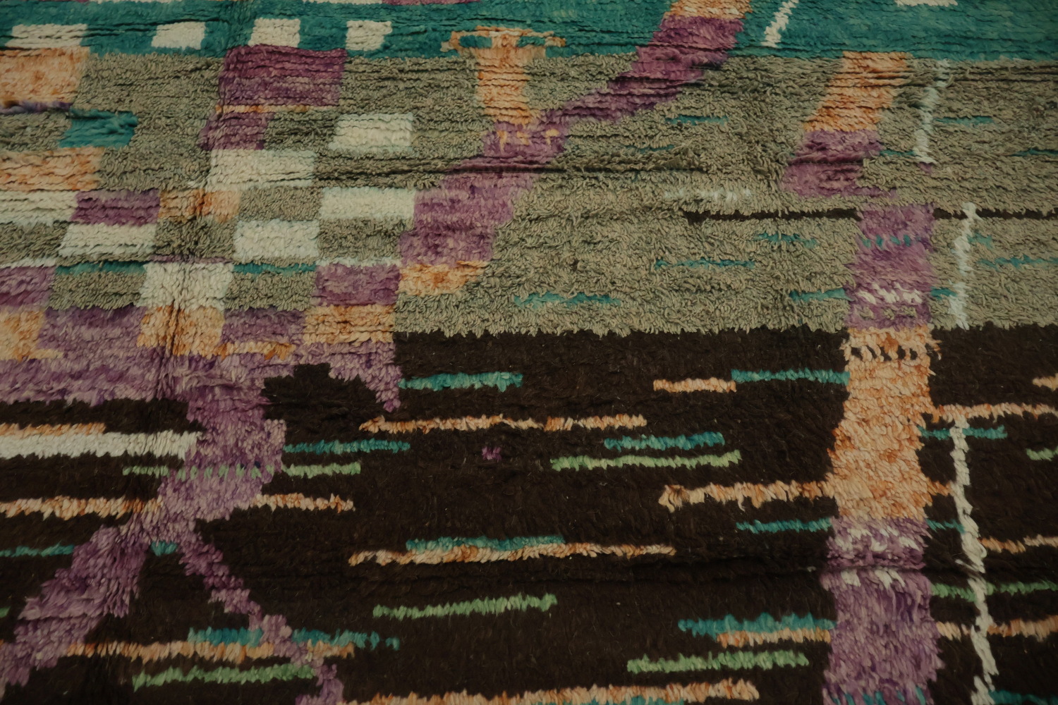 Artistic Moroccan Wool Large Rug 10x15 Infused with Vibrant Rich Hues