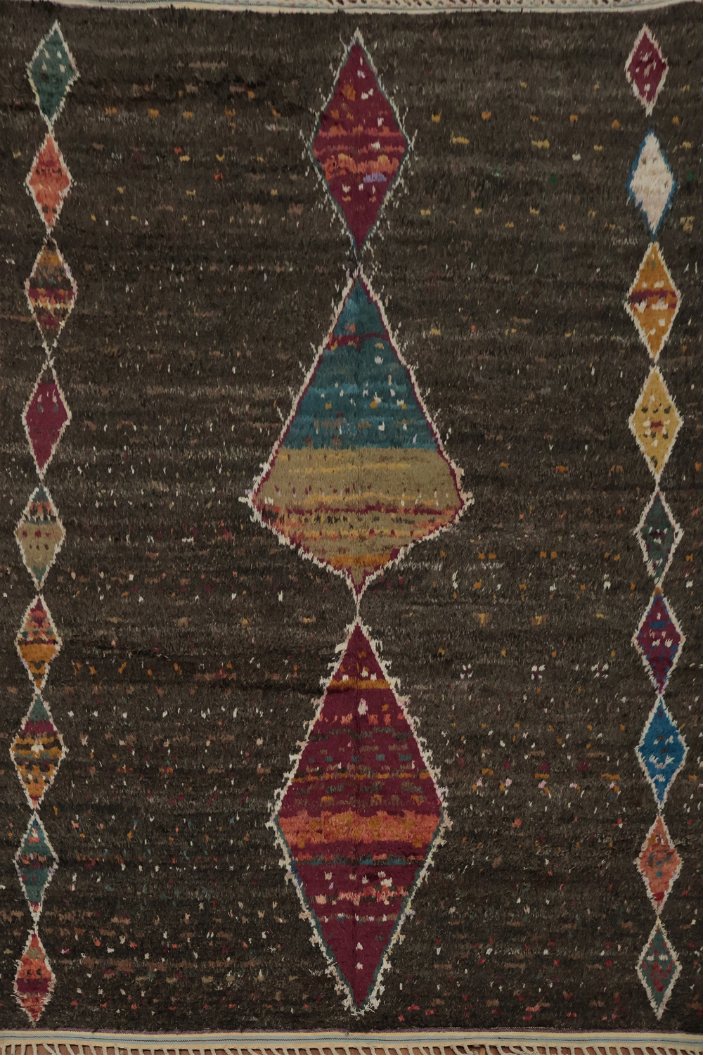 Stunning Moroccan Area Rug 8x11 Enhances Modern Interior Aesthetics