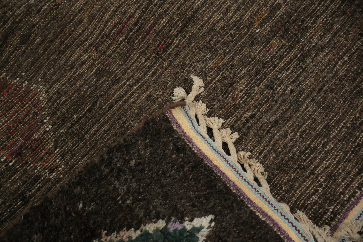 Stunning Moroccan Area Rug 8x11 Enhances Modern Interior Aesthetics