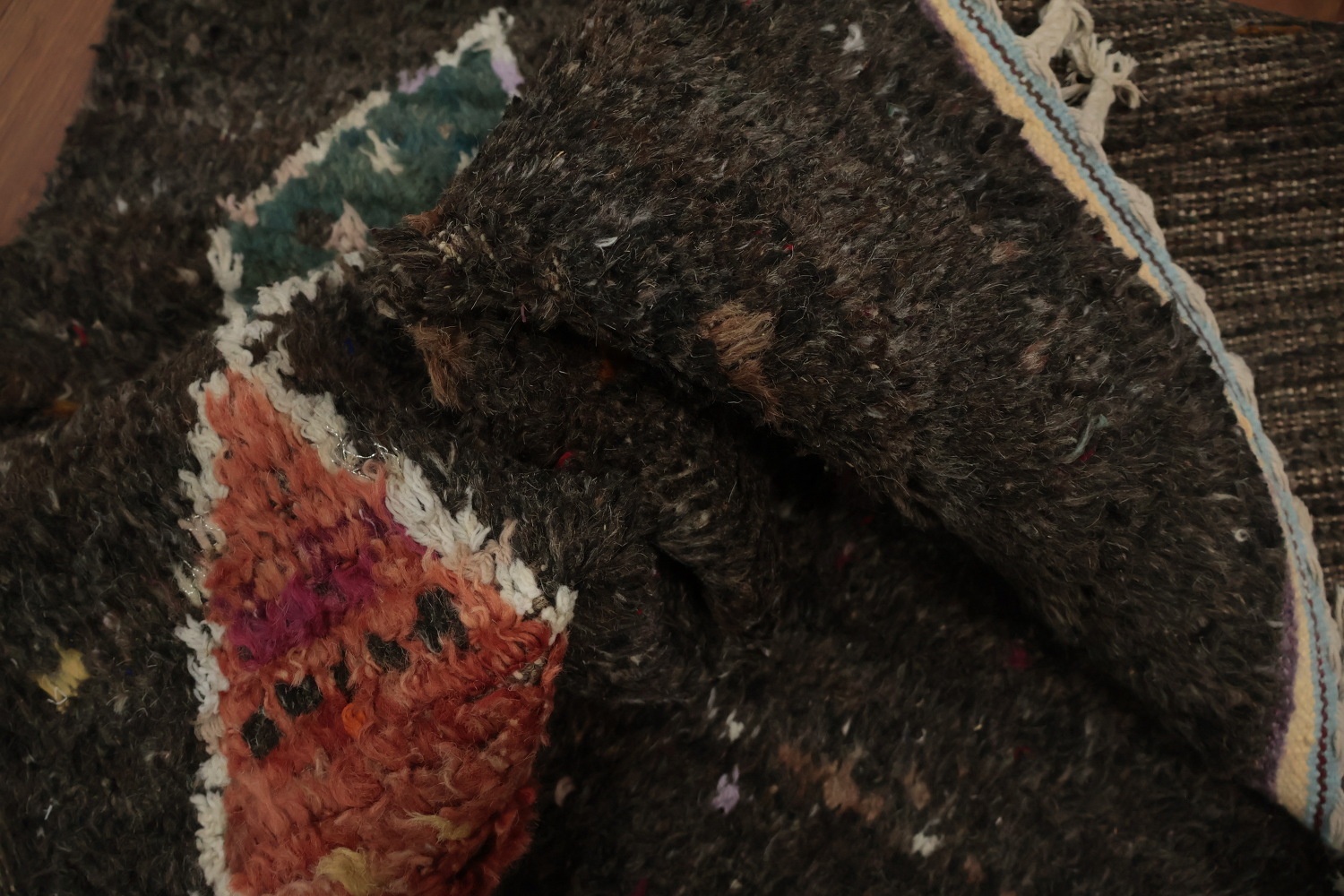 Stunning Moroccan Area Rug 8x11 Enhances Modern Interior Aesthetics